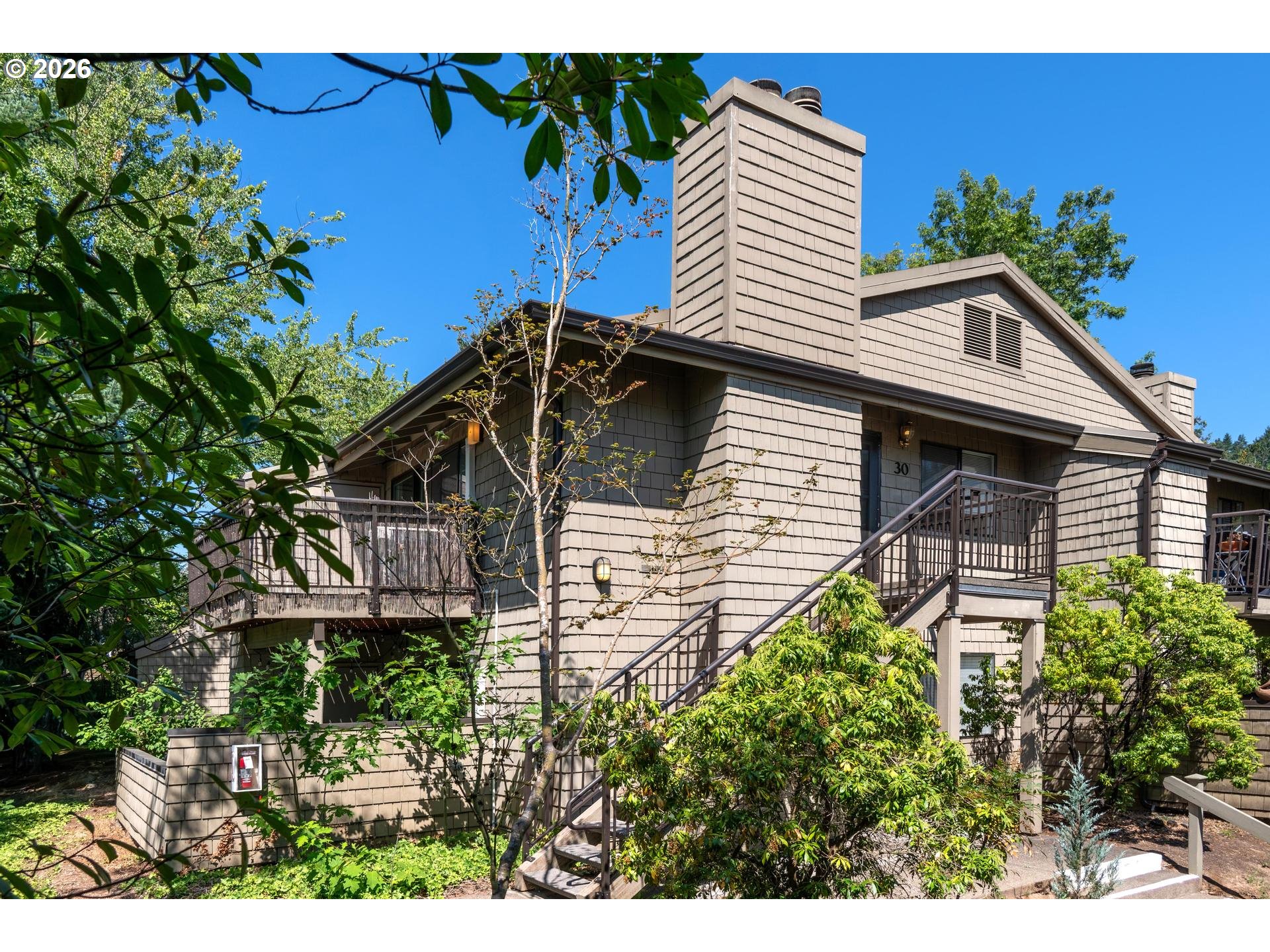 30 Crestfield CT