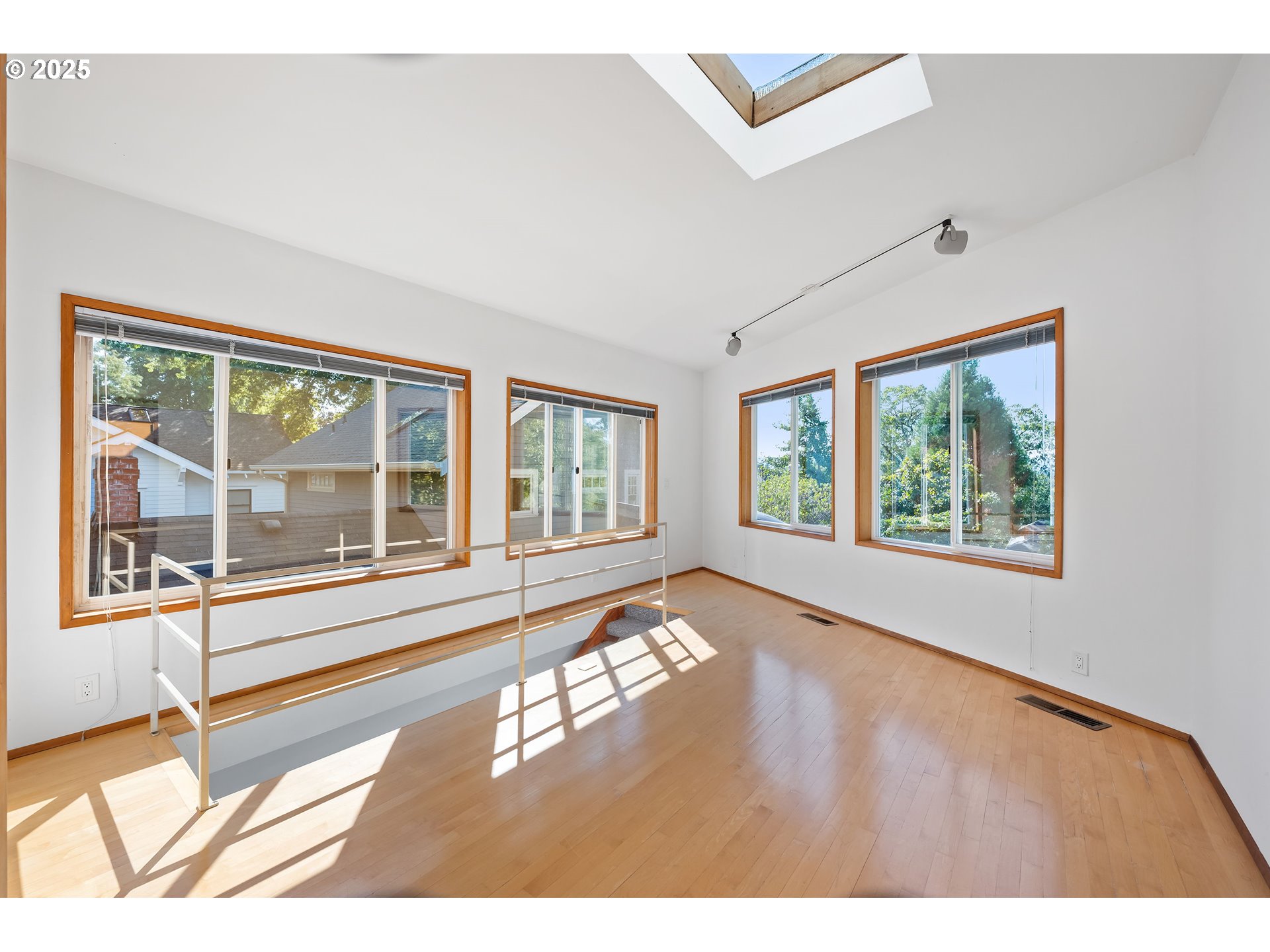 223 SE 62ND AVE