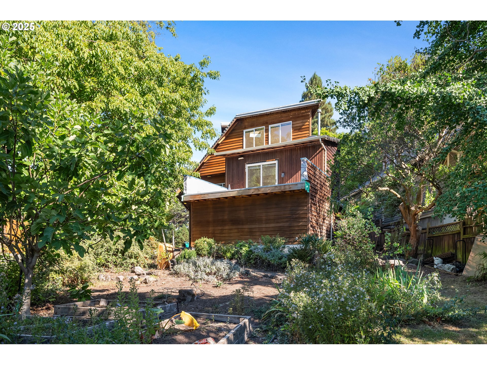 223 SE 62ND AVE