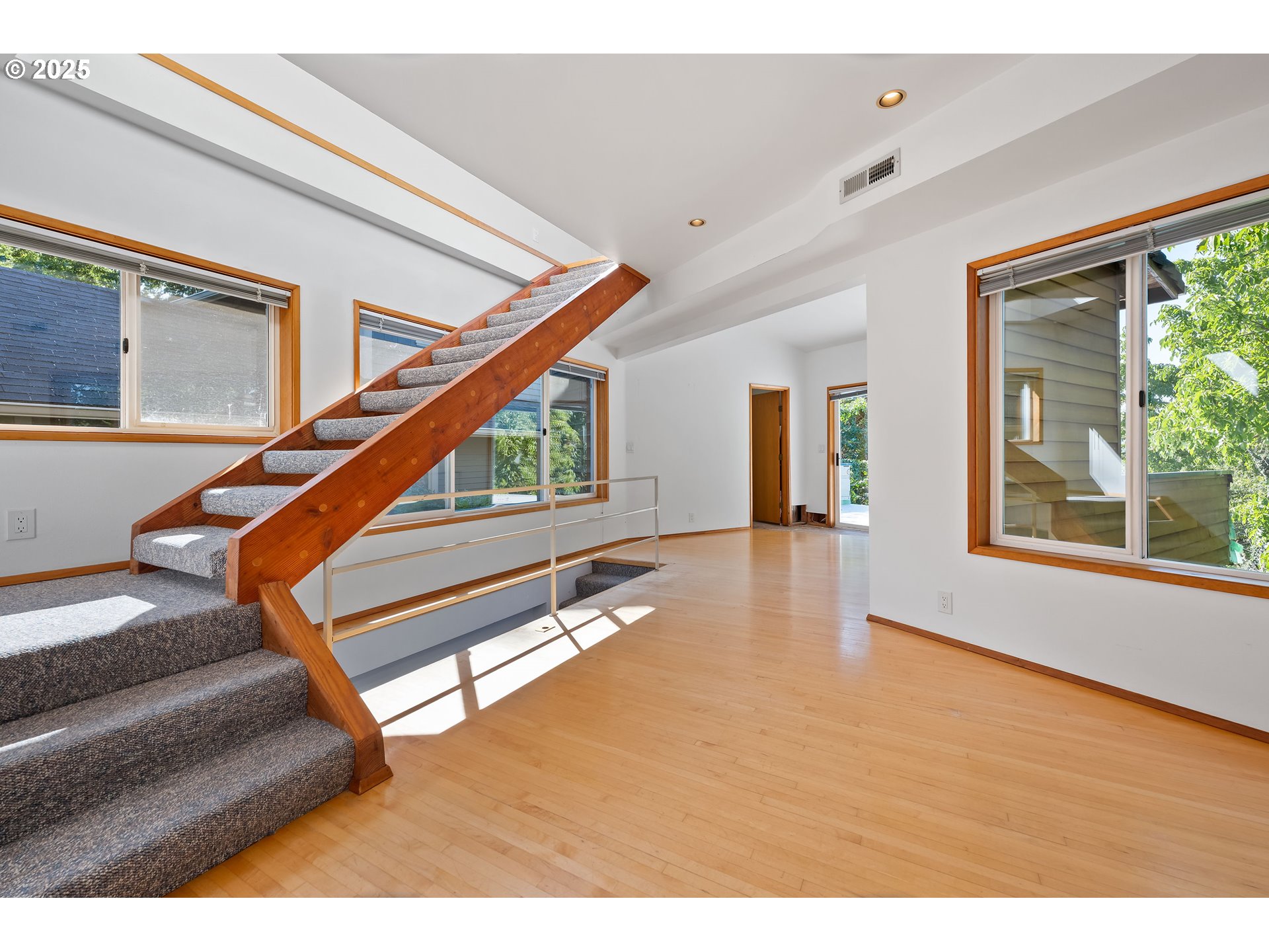 223 SE 62ND AVE