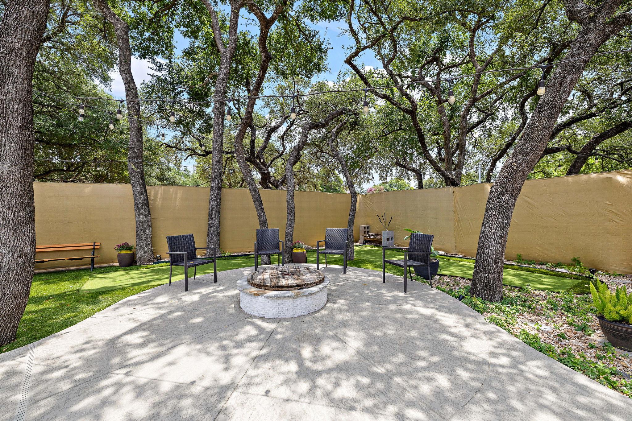 105 Bluejack PL