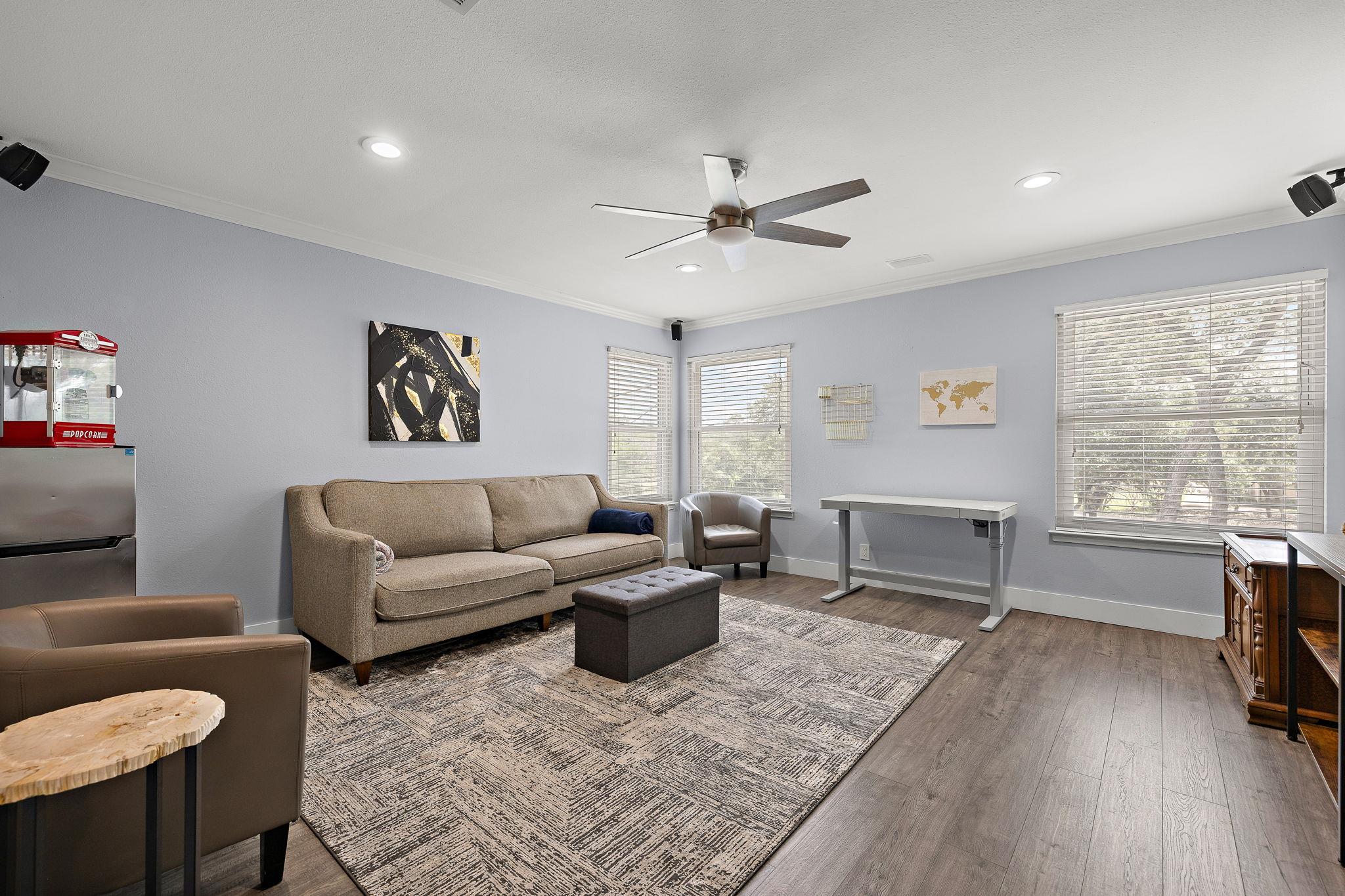 105 Bluejack PL