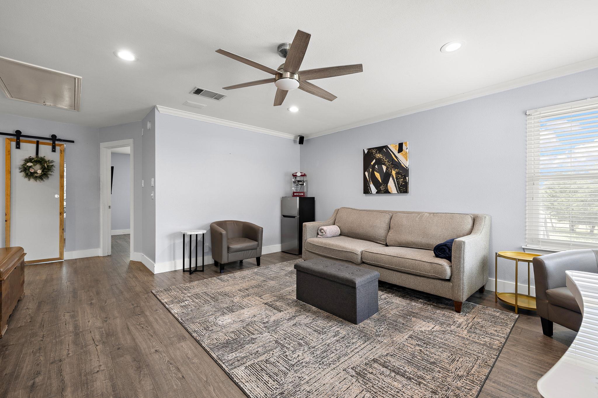 105 Bluejack PL