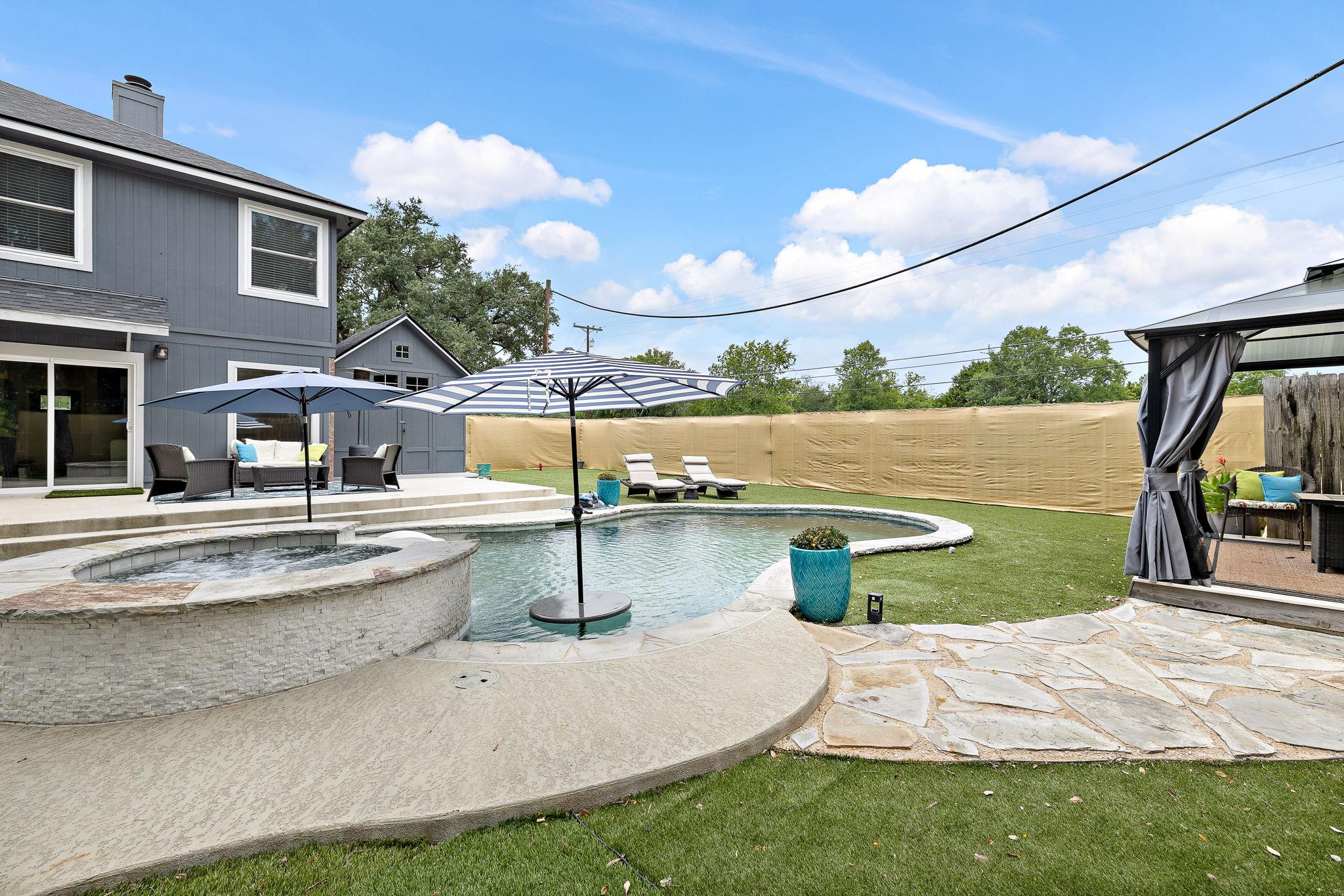 105 Bluejack PL