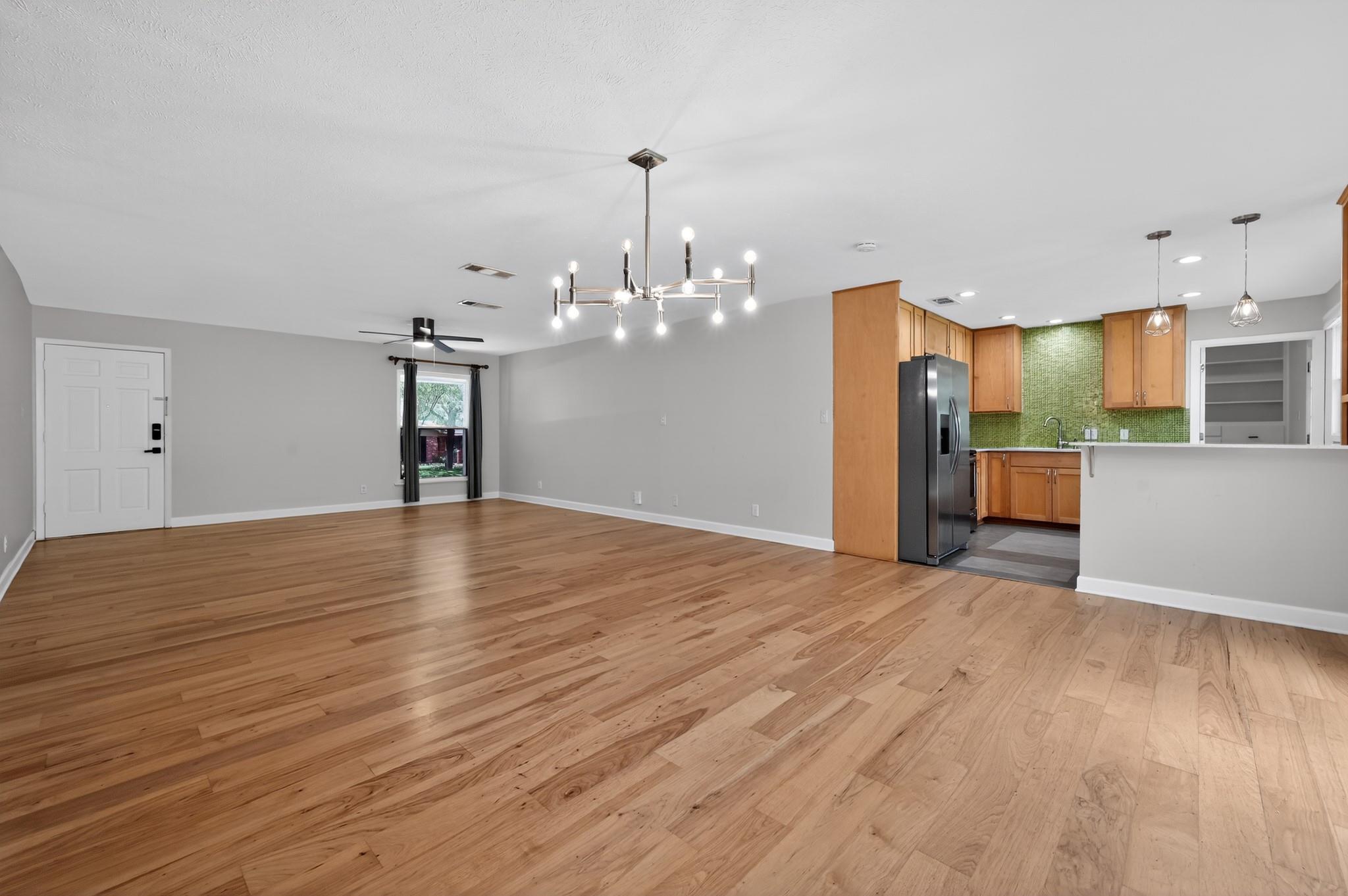 6700 La Salle DR