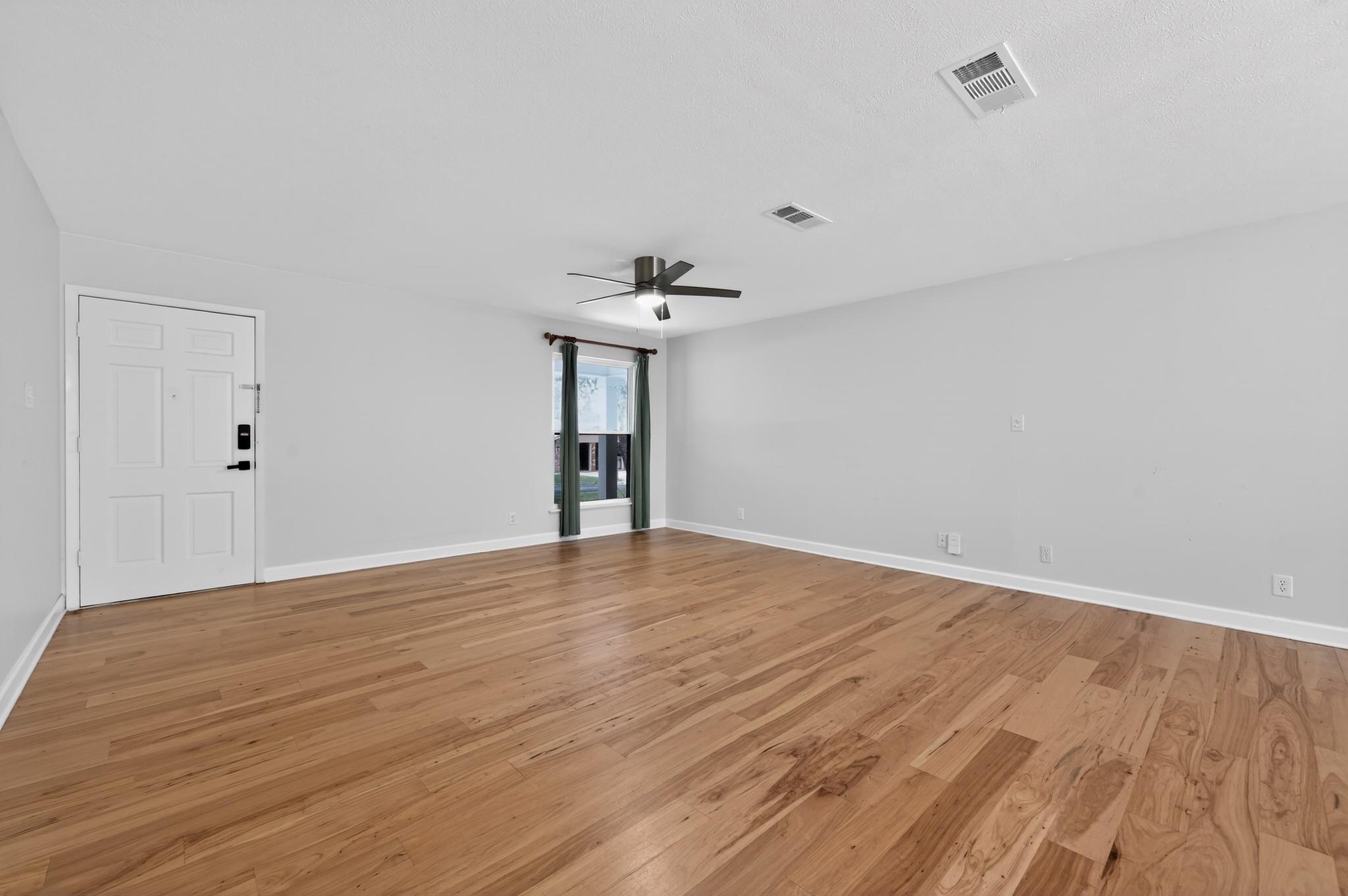 6700 La Salle DR