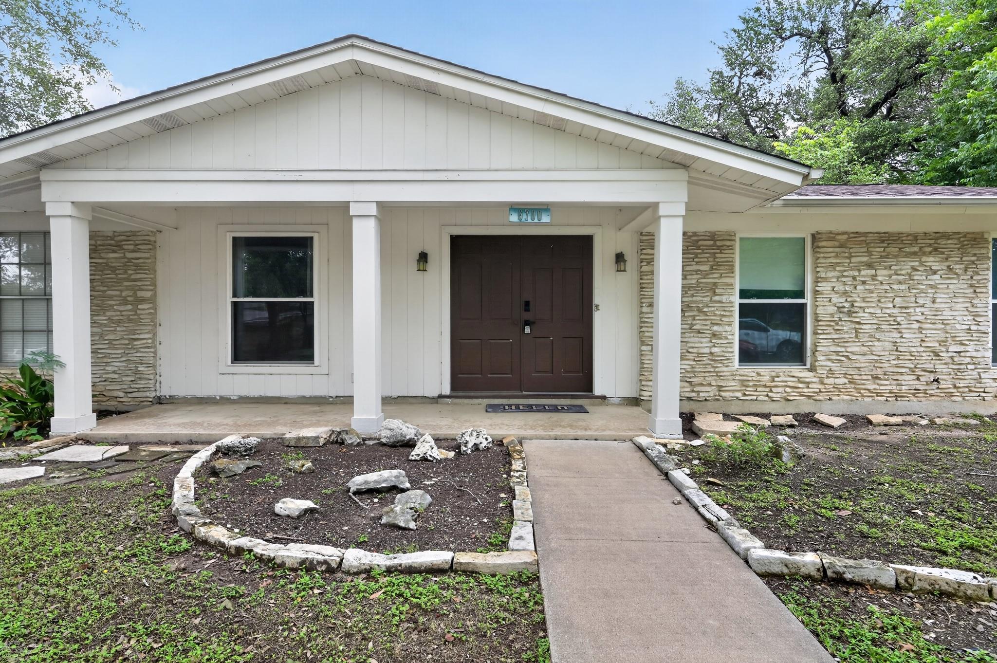 6700 La Salle DR