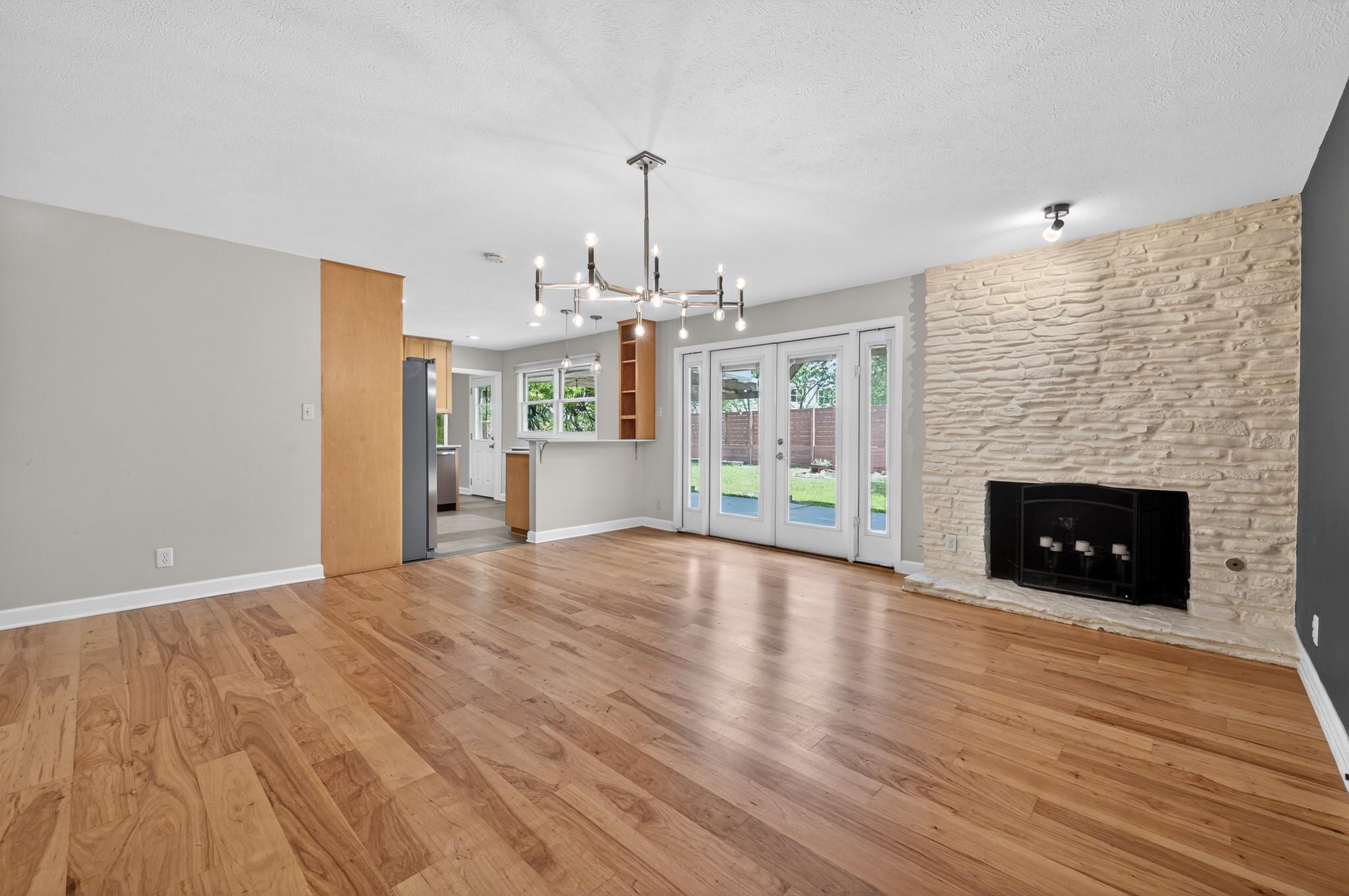 6700 La Salle DR