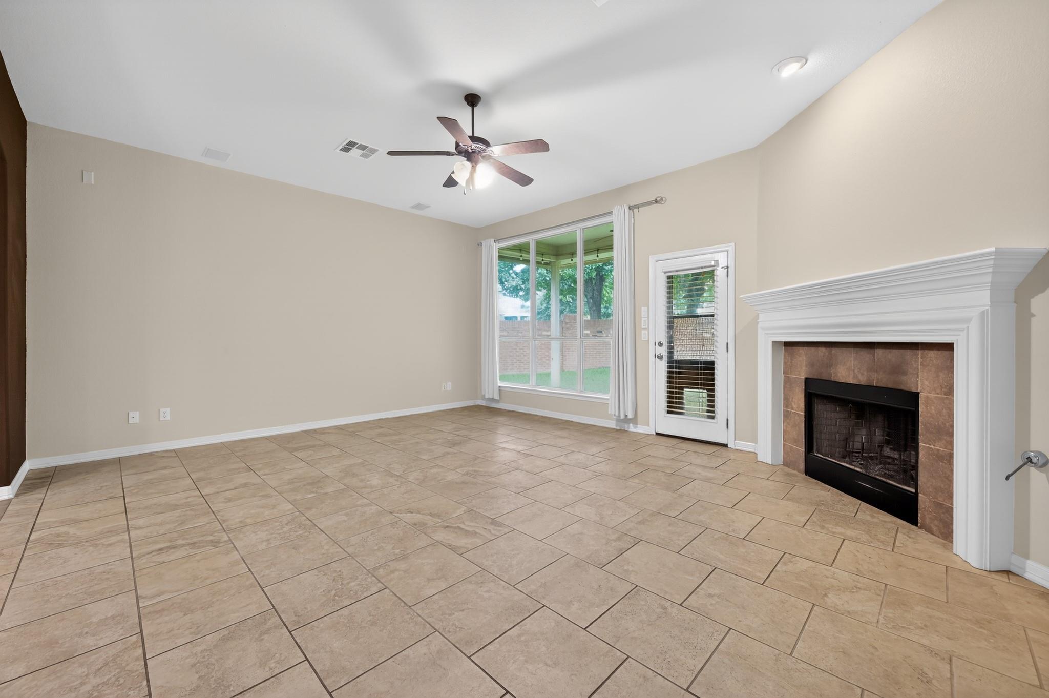 4308 Park Vista TRL