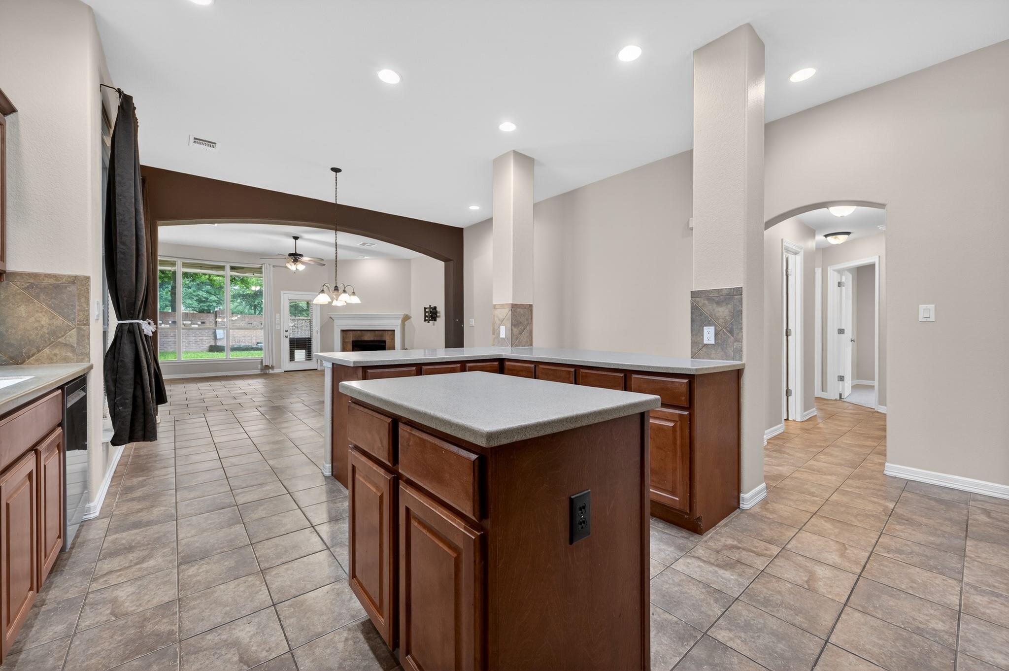 4308 Park Vista TRL