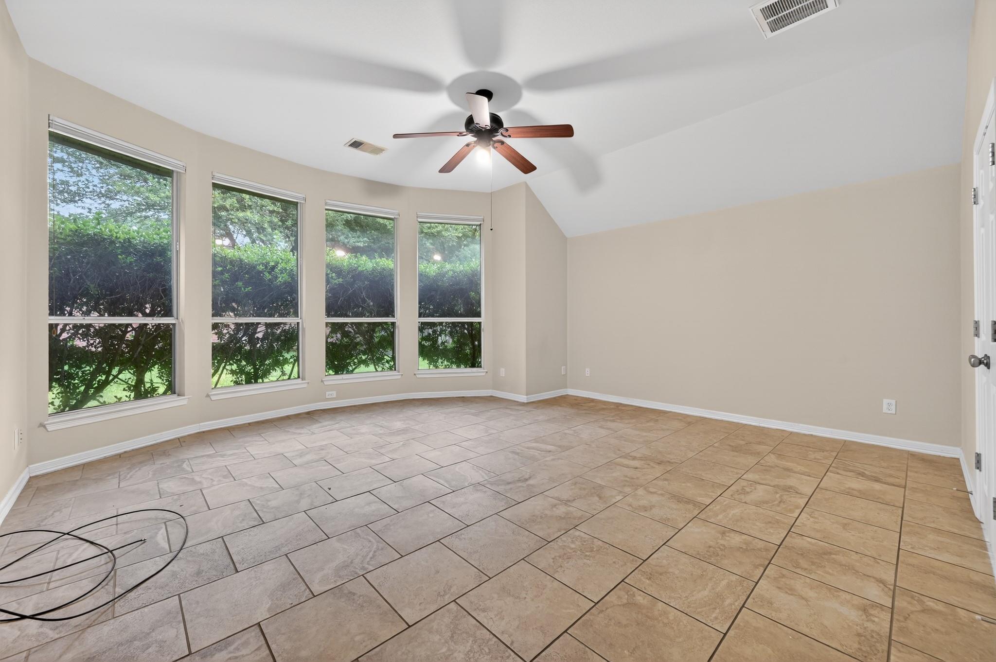 4308 Park Vista TRL