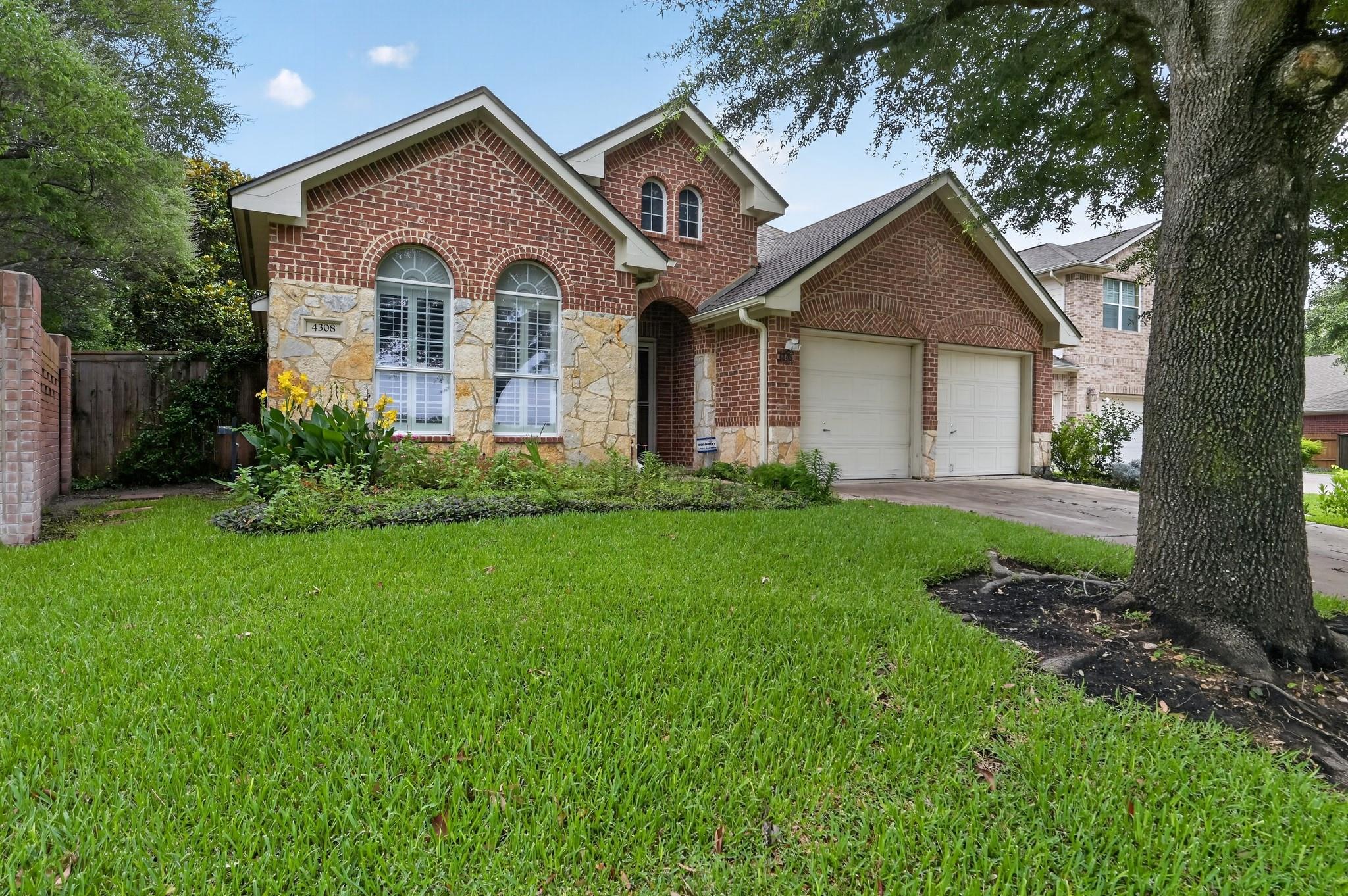 4308 Park Vista TRL