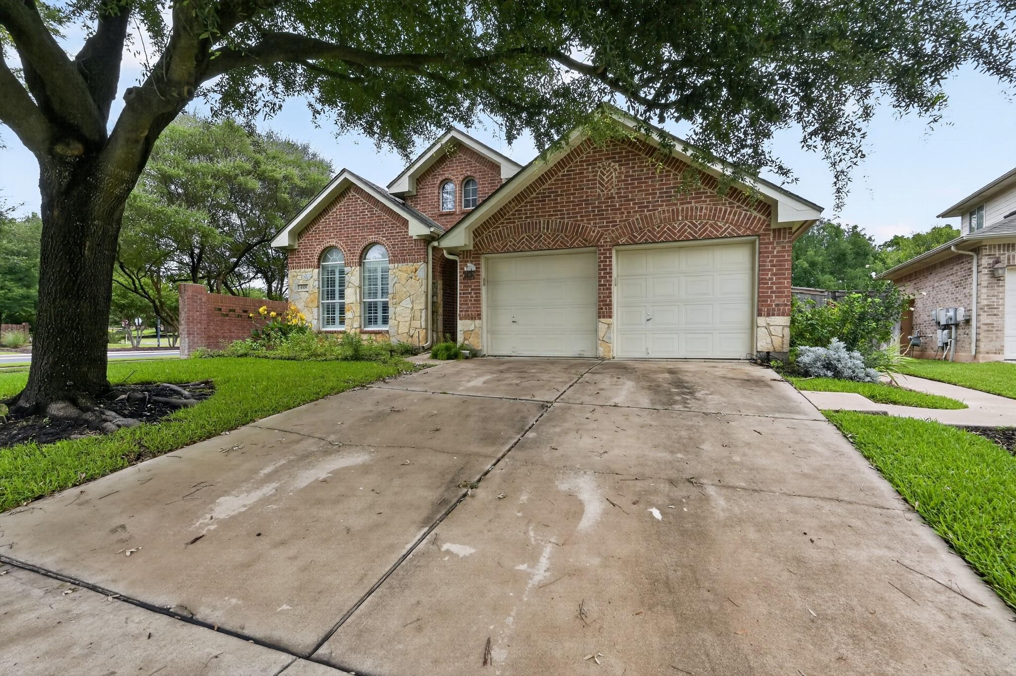 4308 Park Vista TRL