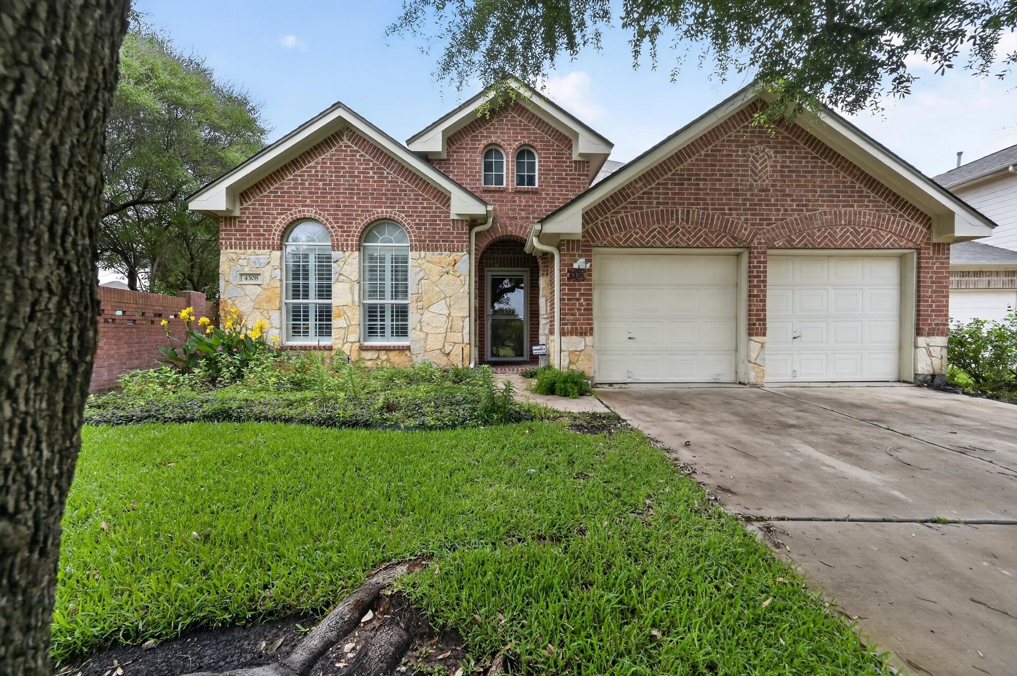 4308 Park Vista TRL