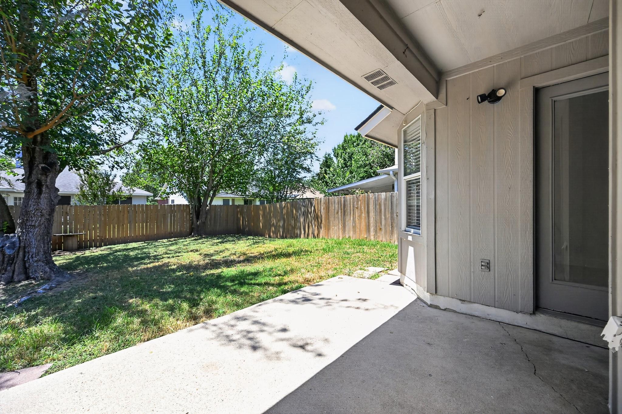 14511 Oliphant ST