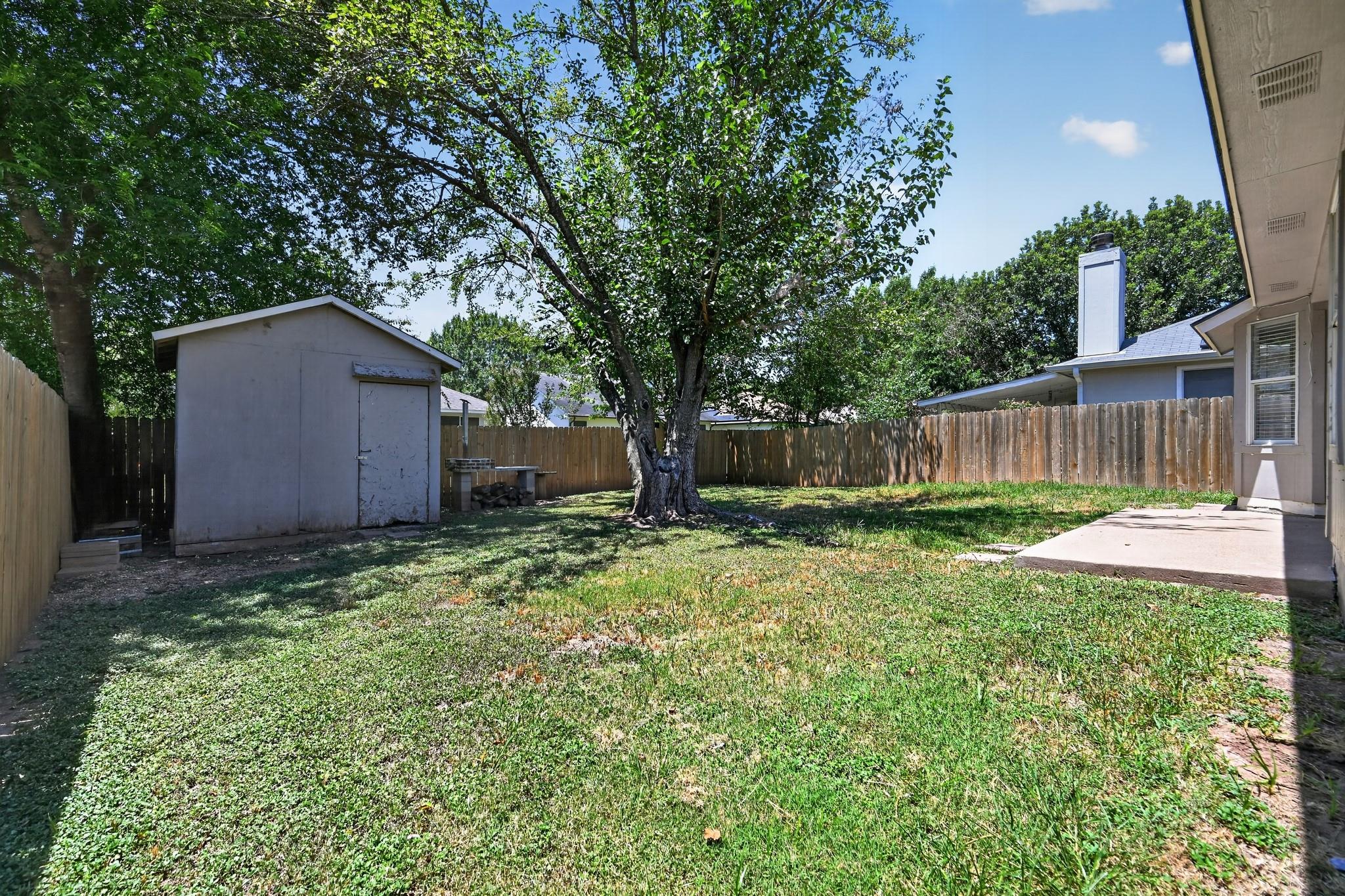 14511 Oliphant ST
