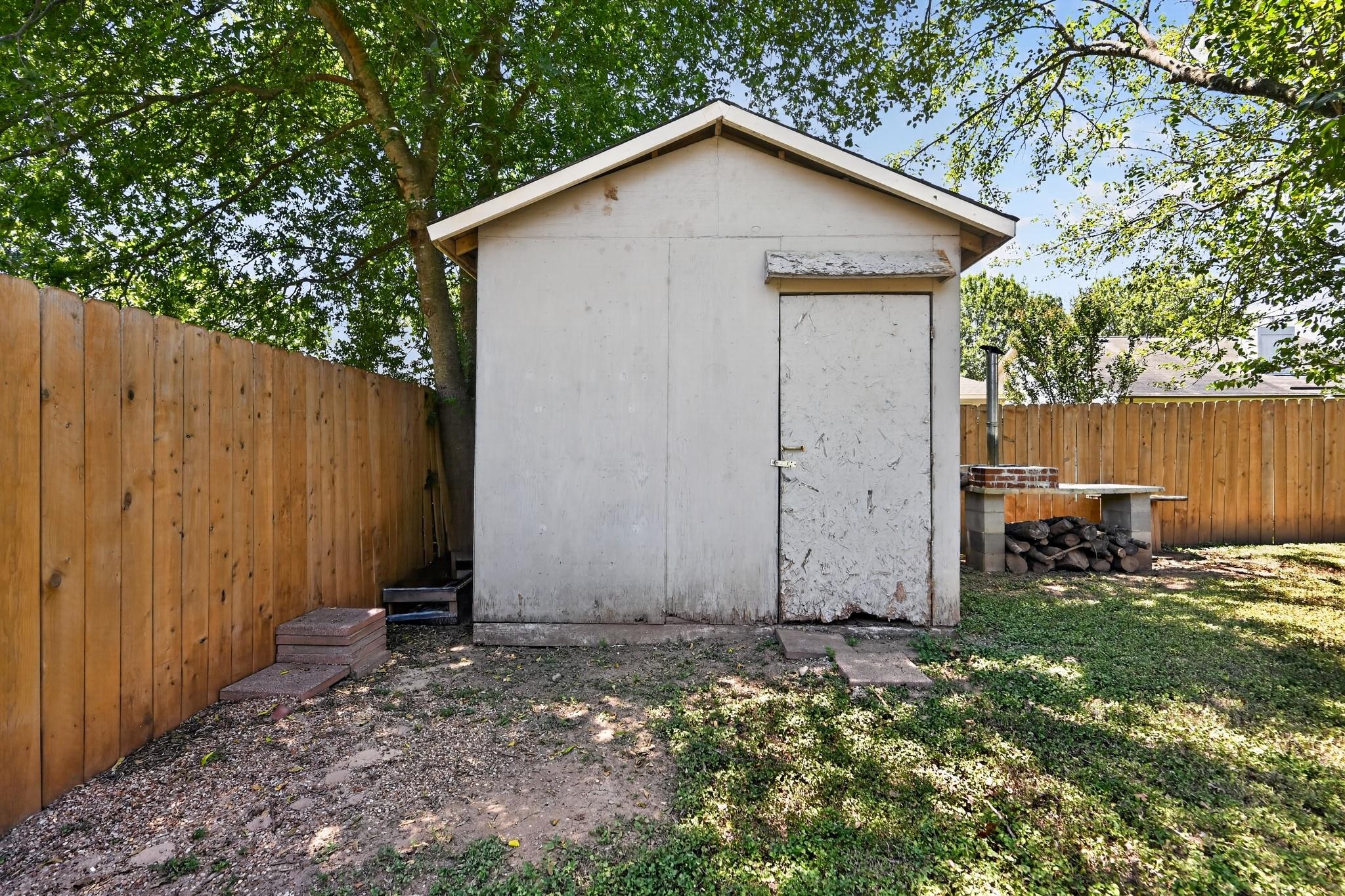 14511 Oliphant ST