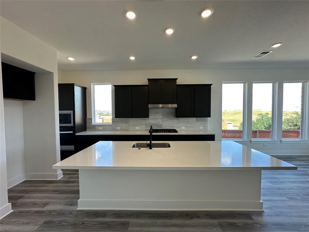 301 McMillian DR