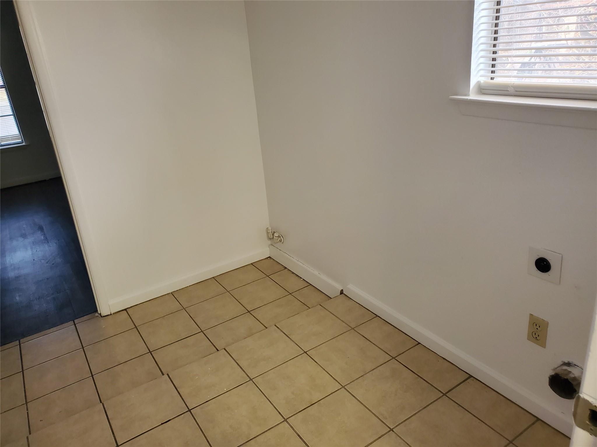 907 Fairway Green CV