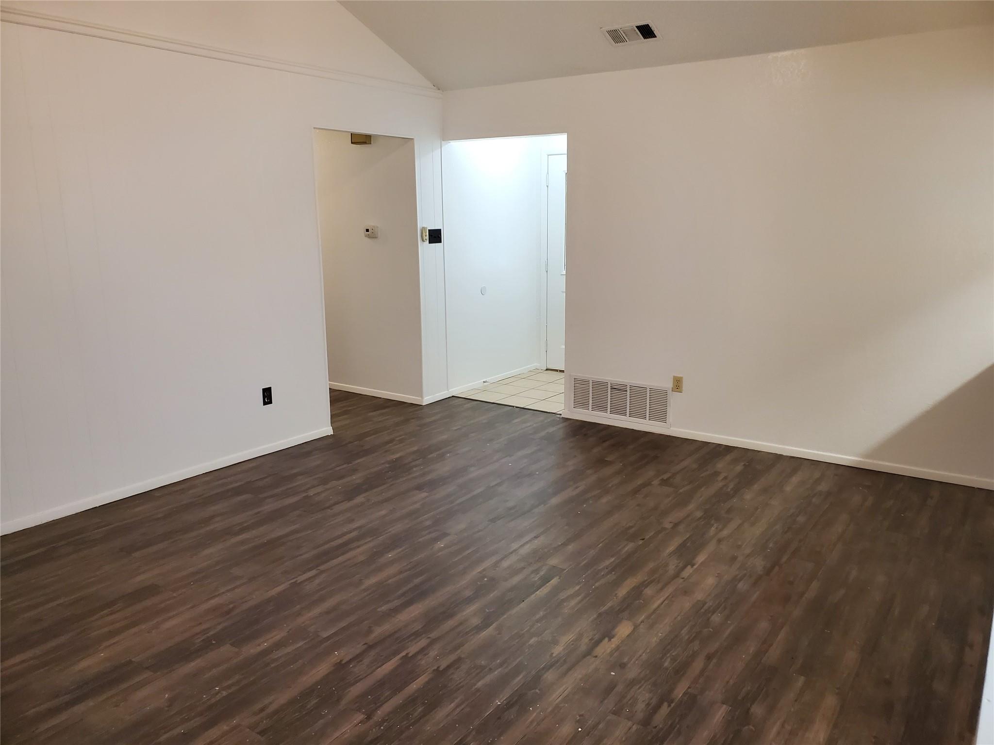 907 Fairway Green CV