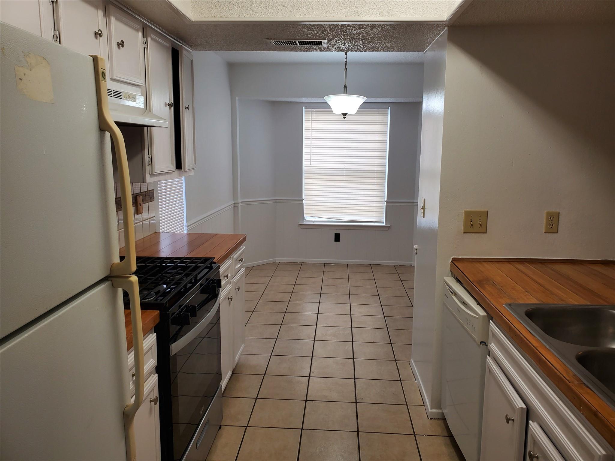 907 Fairway Green CV