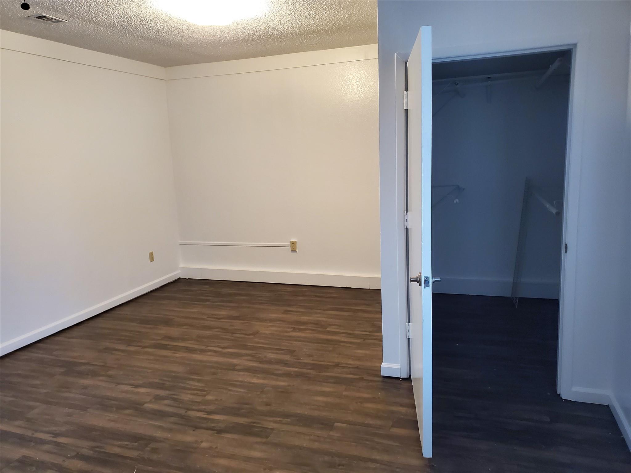 907 Fairway Green CV