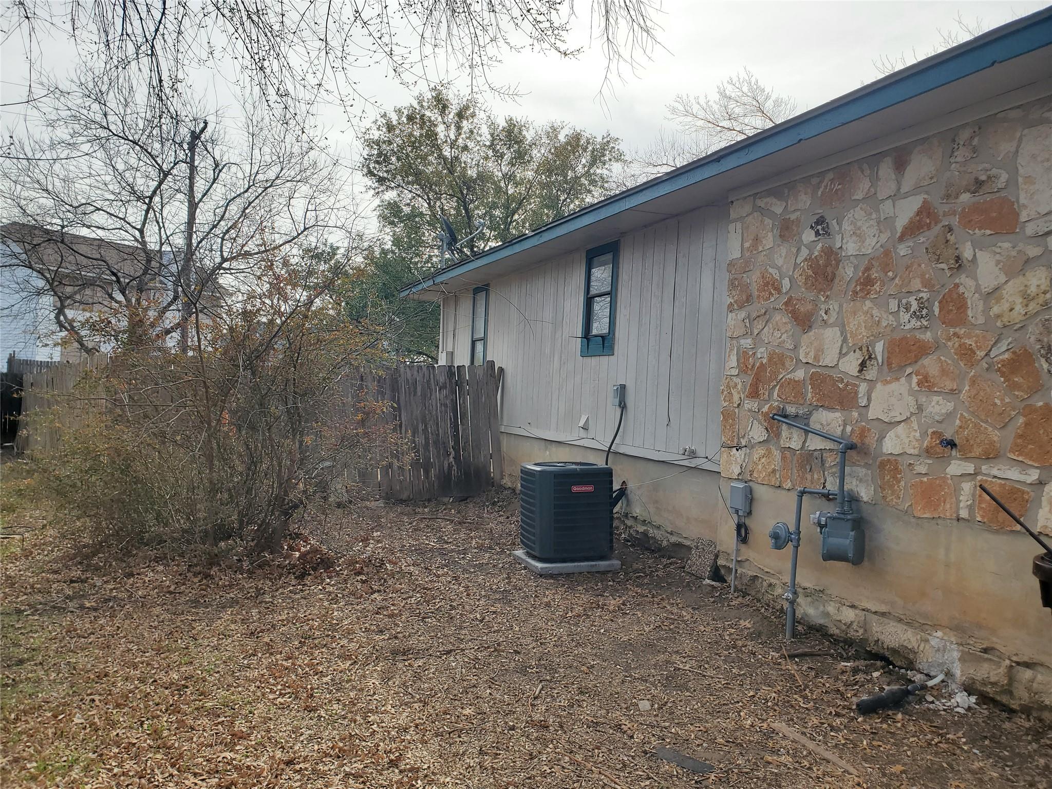 907 Fairway Green CV