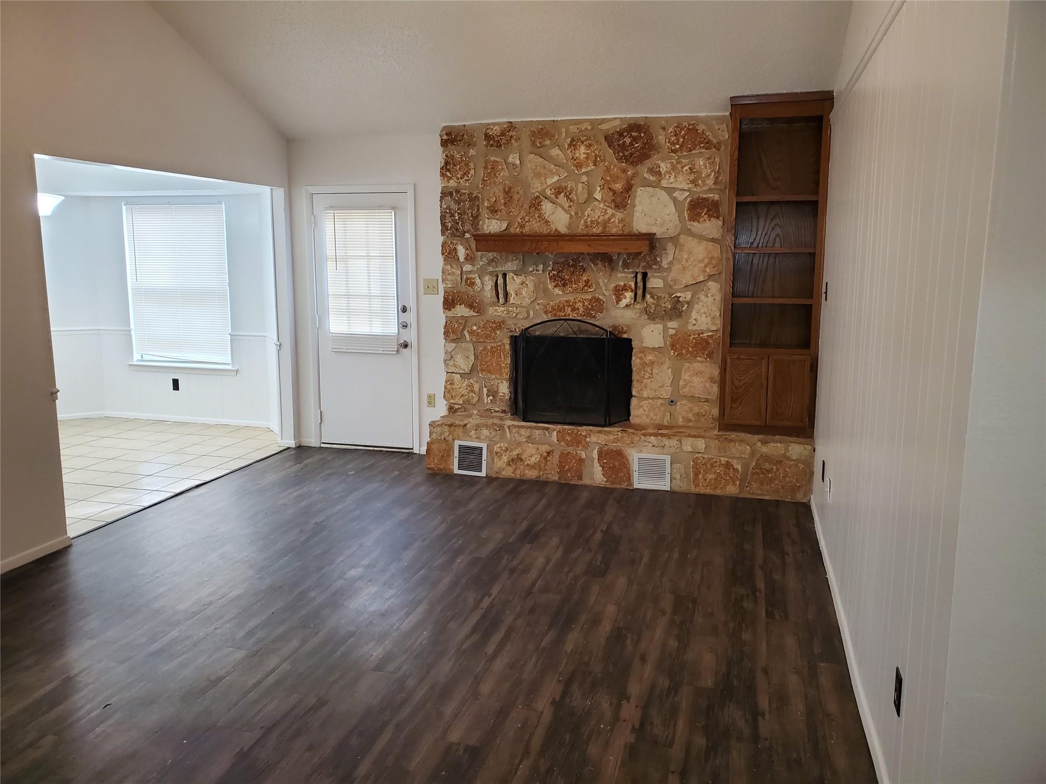 907 Fairway Green CV