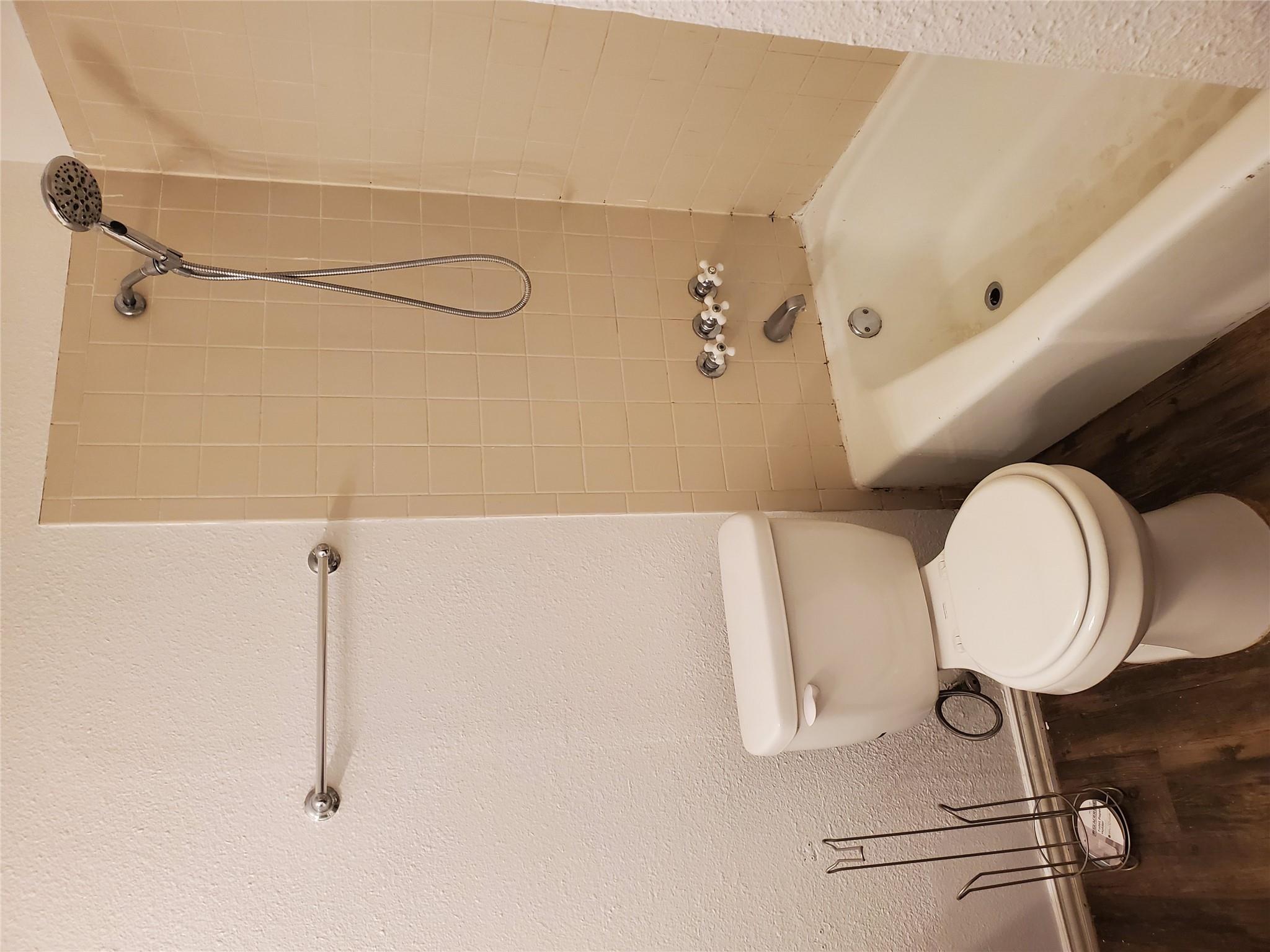 907 Fairway Green CV