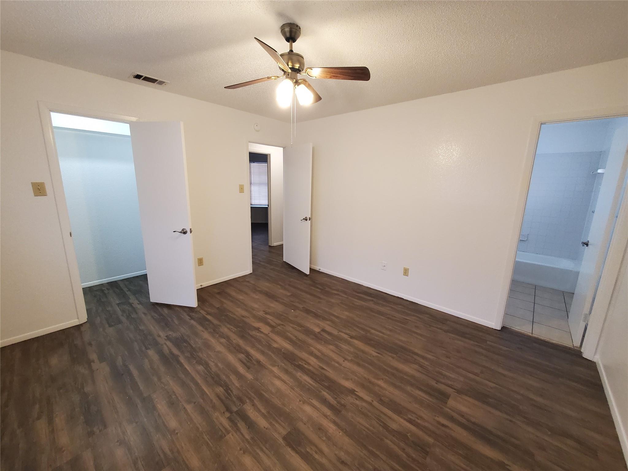 907 Fairway Green CV