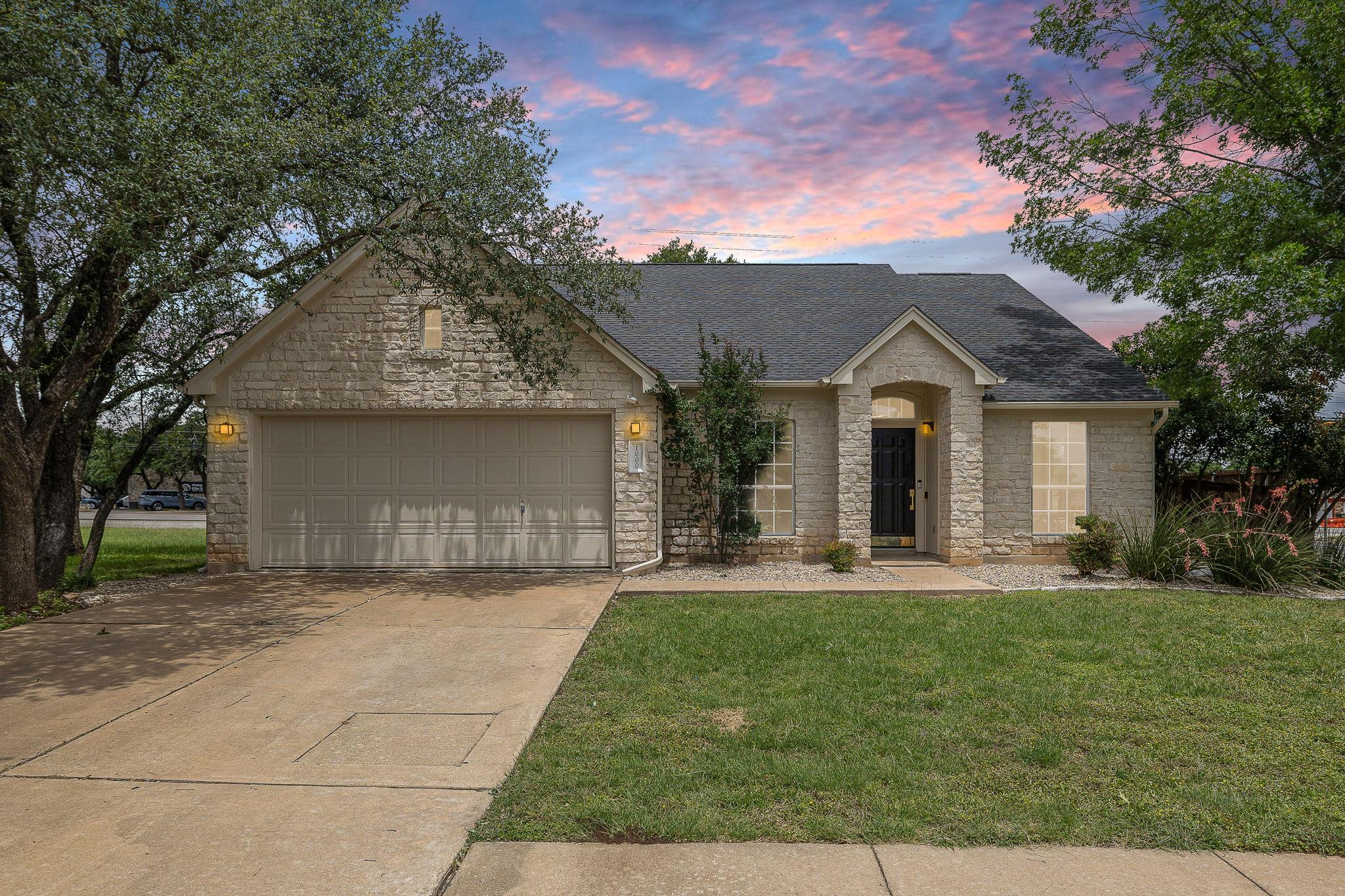 1000 Woodview DR