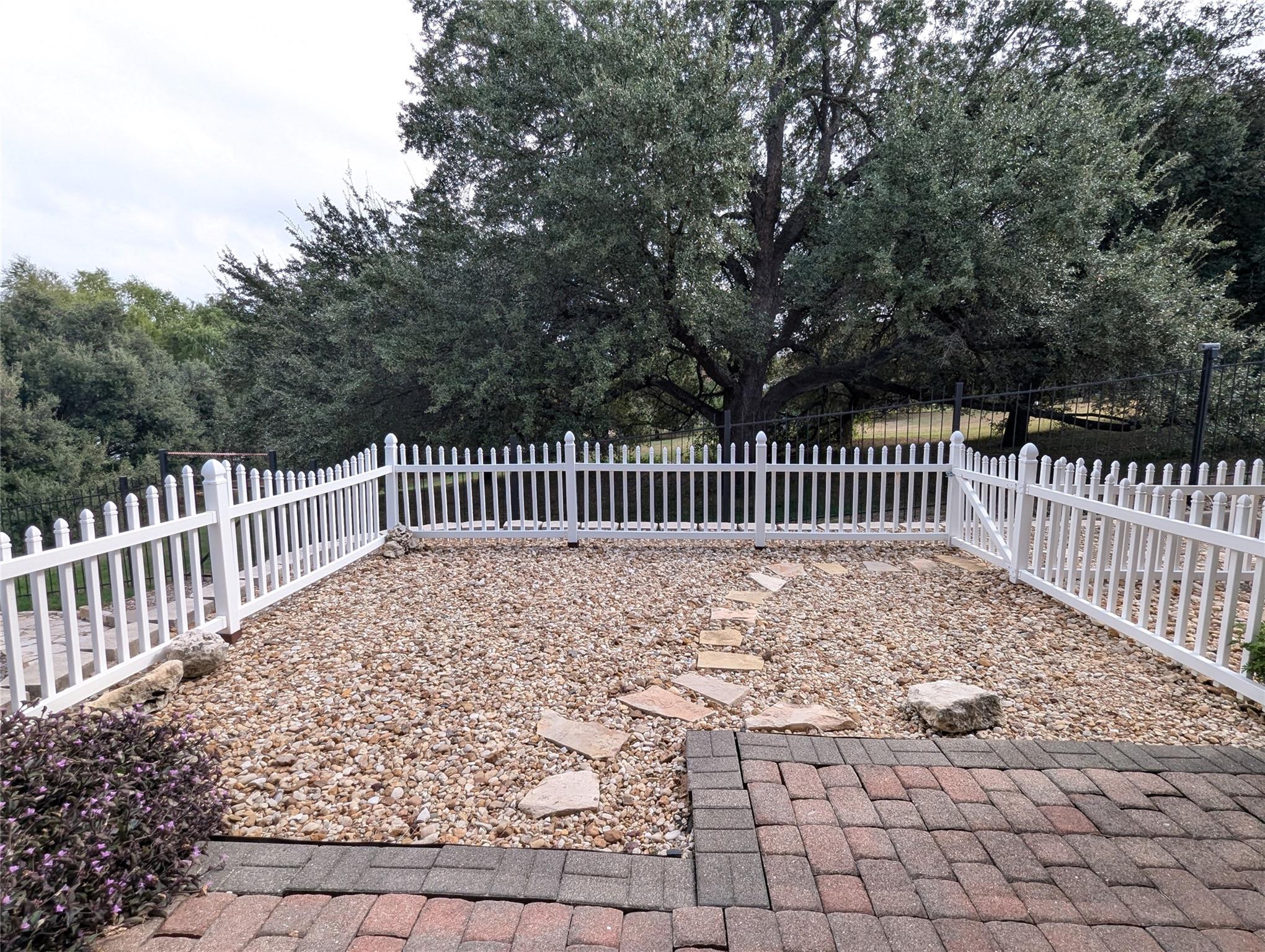 1818 S Lakeshore DR # 7