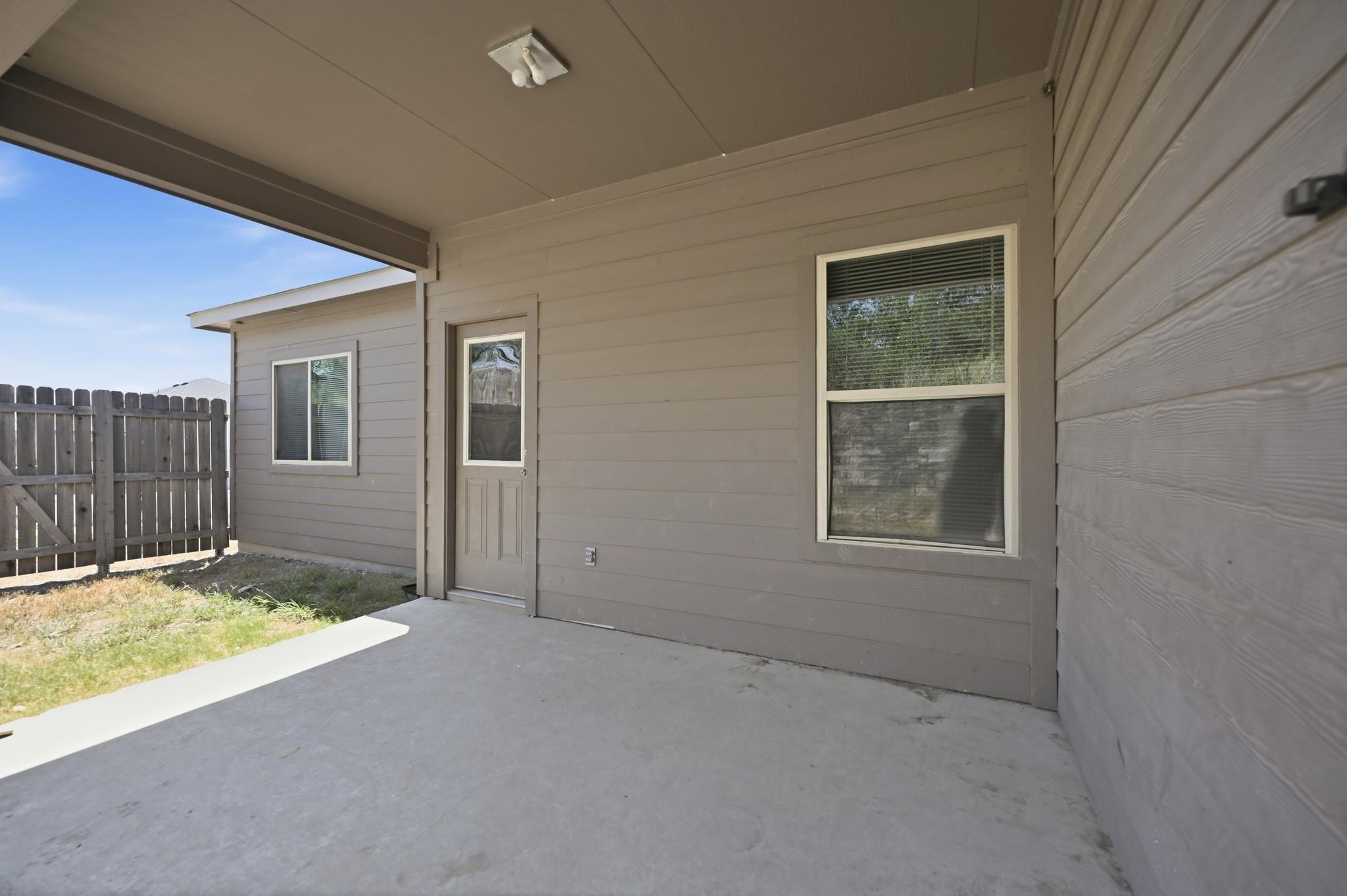 1733 Davidson Ranch DR