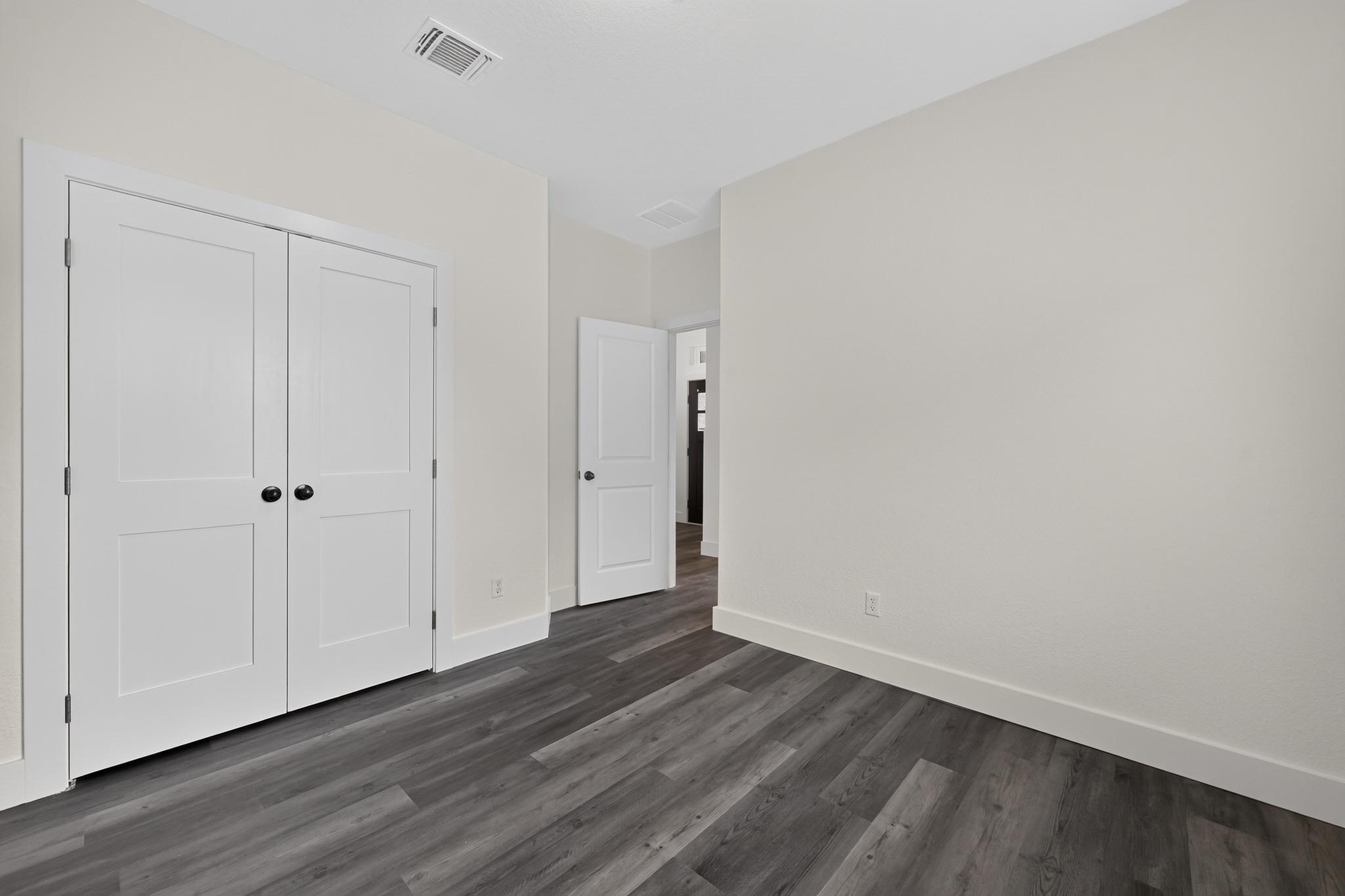 104 Joseph Hawkins LN