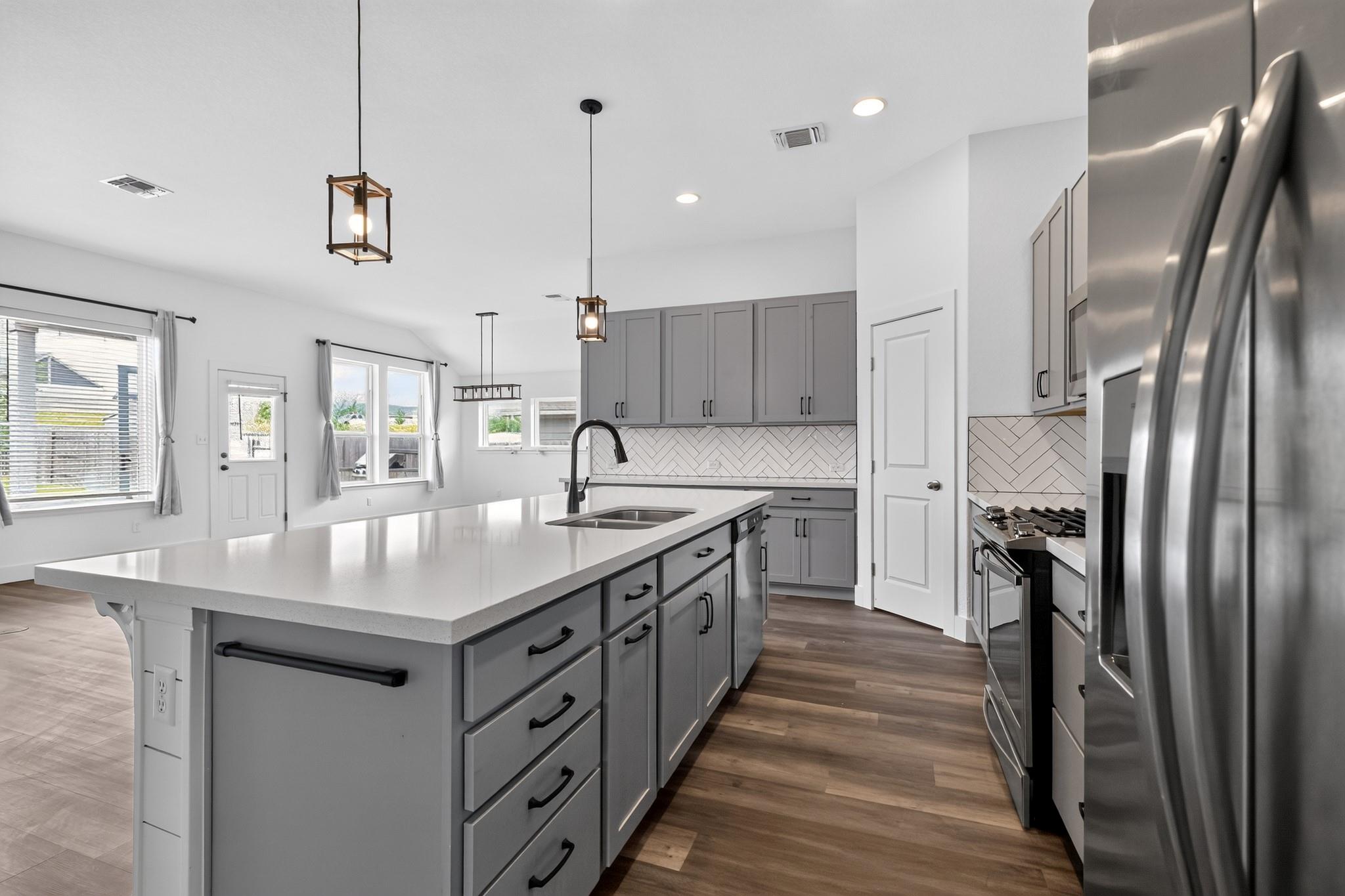 104 Joseph Hawkins LN
