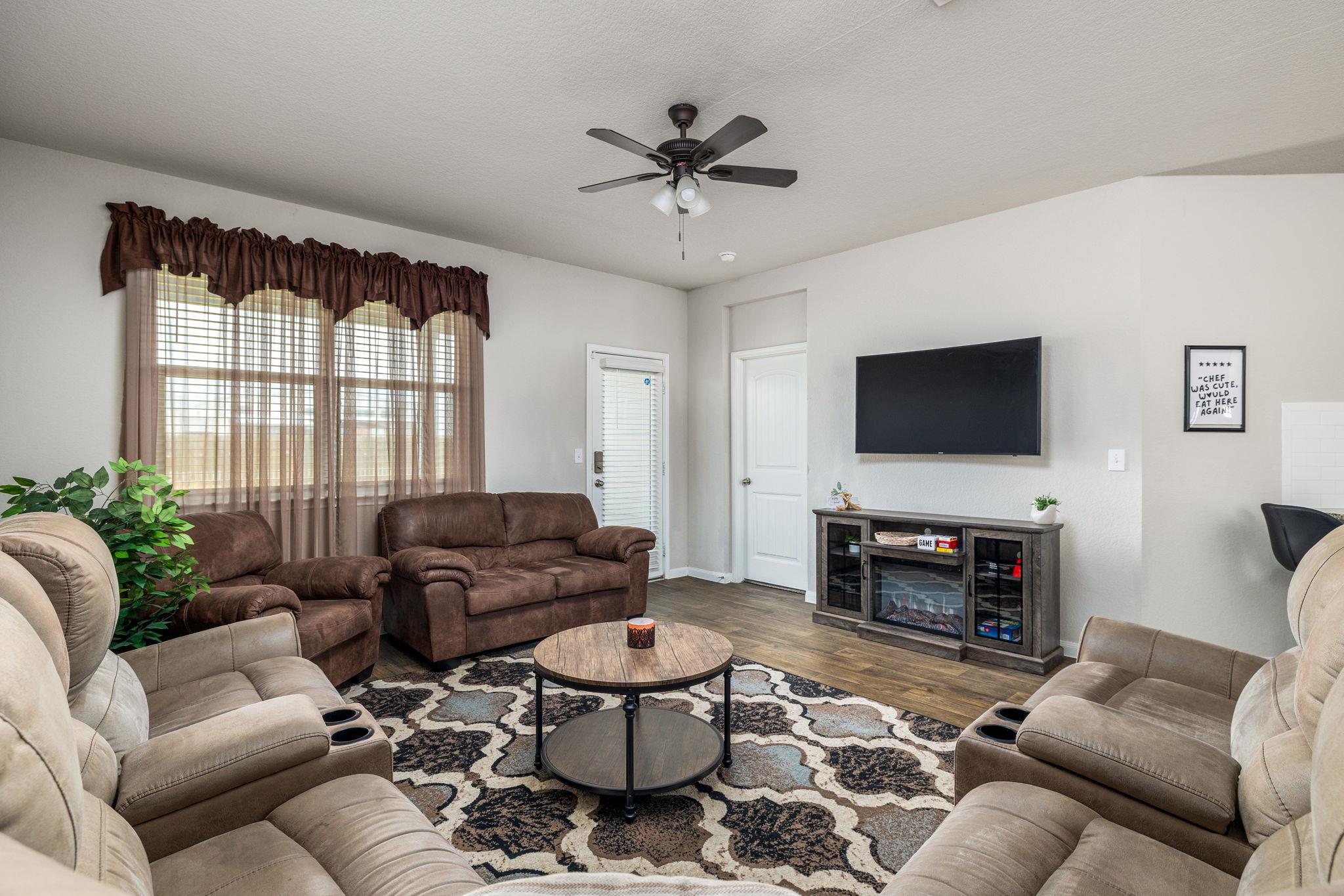 708 Quarton DR