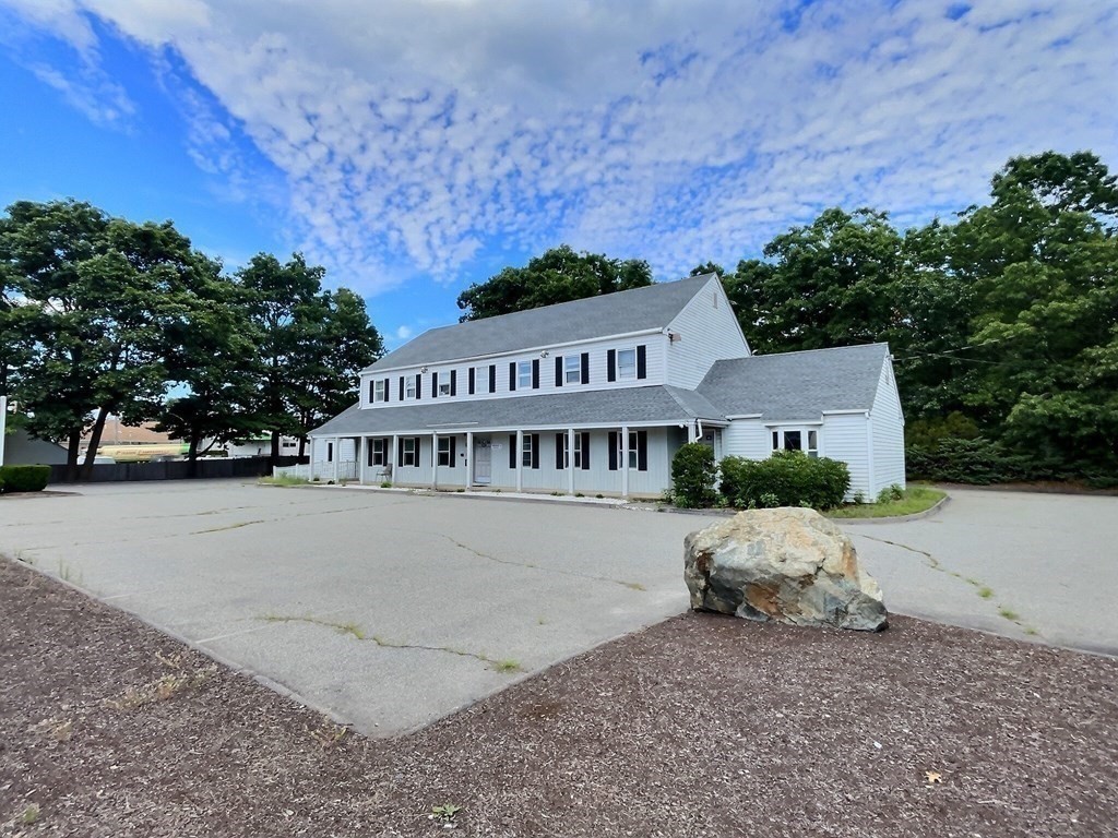 1030 Turnpike St # 6 Unit: 5 & 6