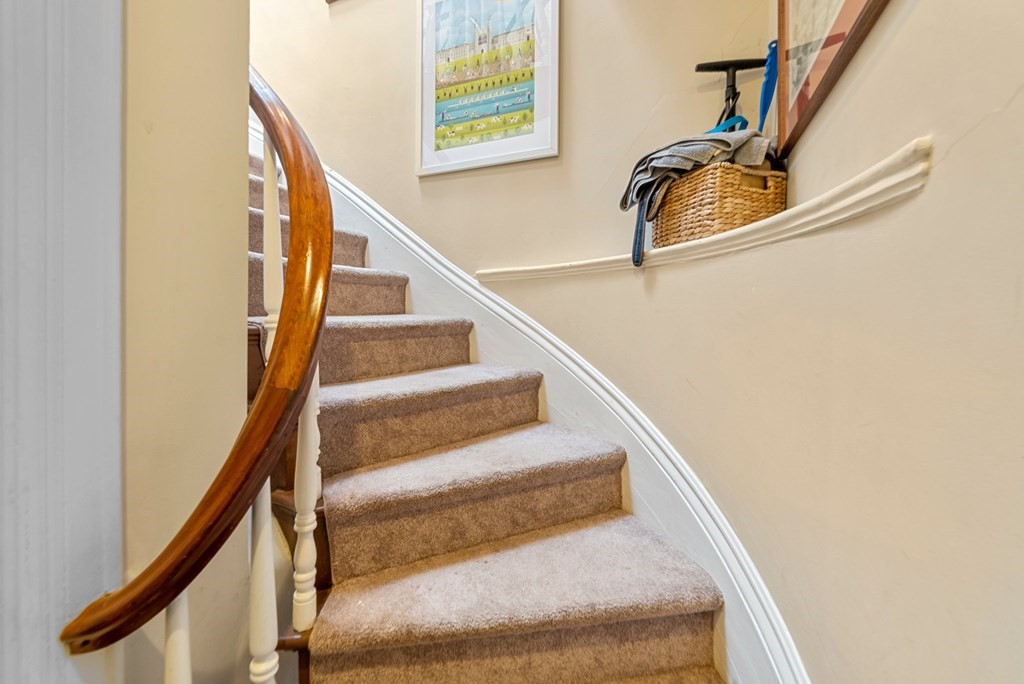 25 Worcester Sq # 5