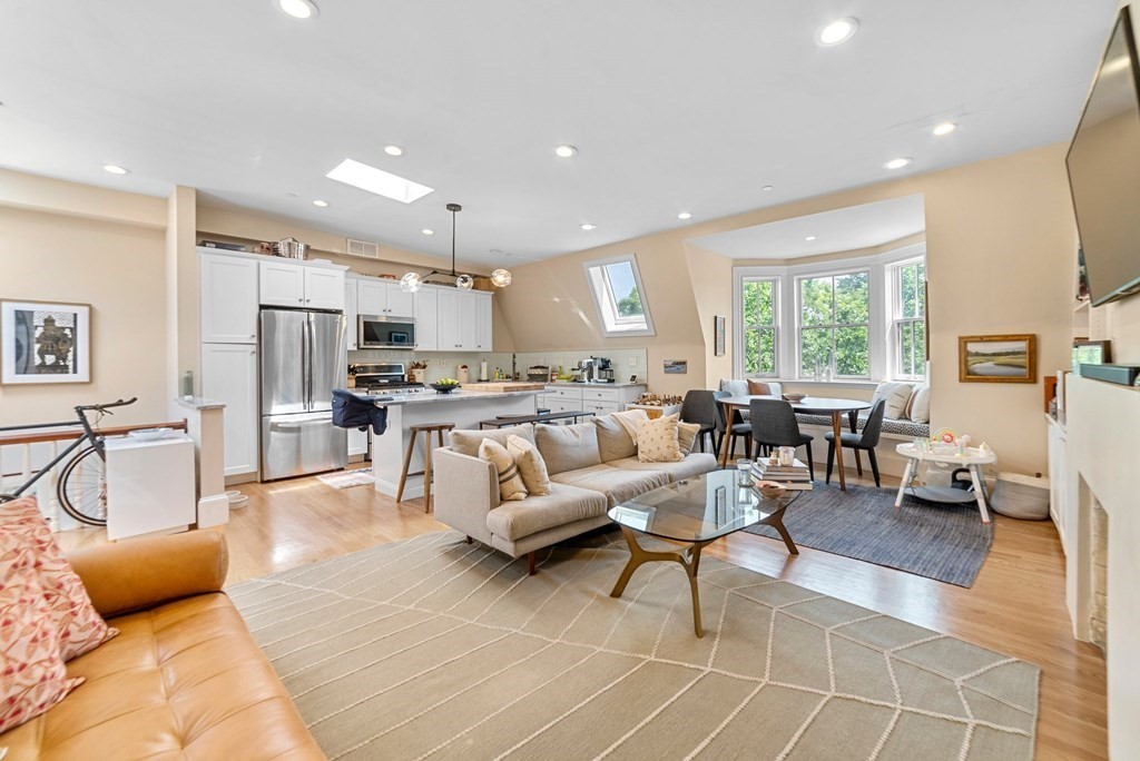 25 Worcester Sq # 5