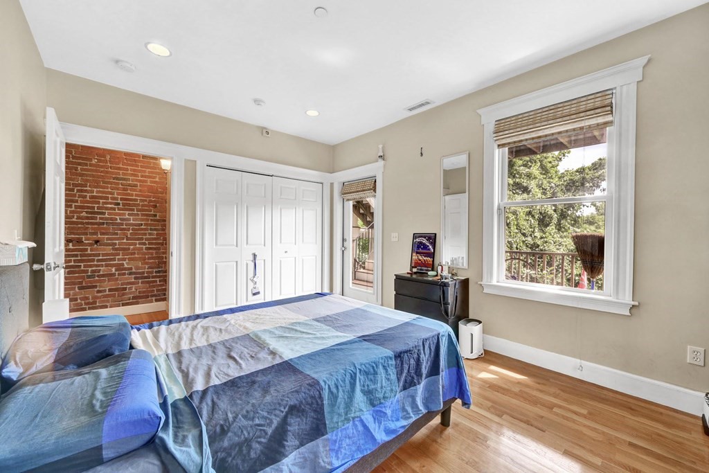 292 Western Ave # 1