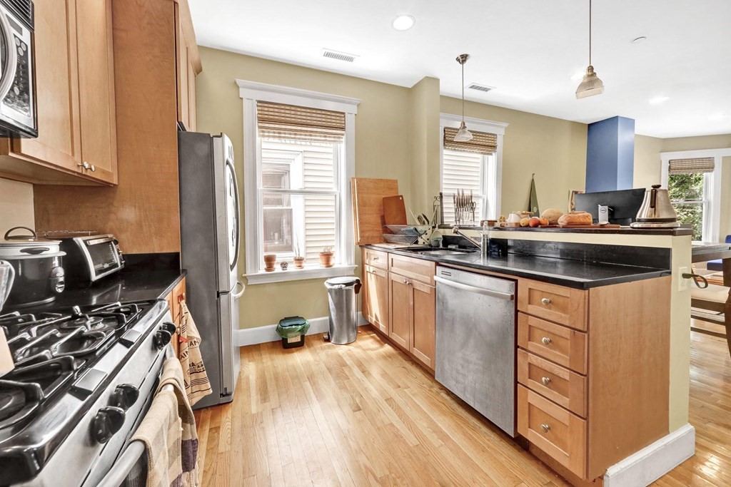 292 Western Ave # 1