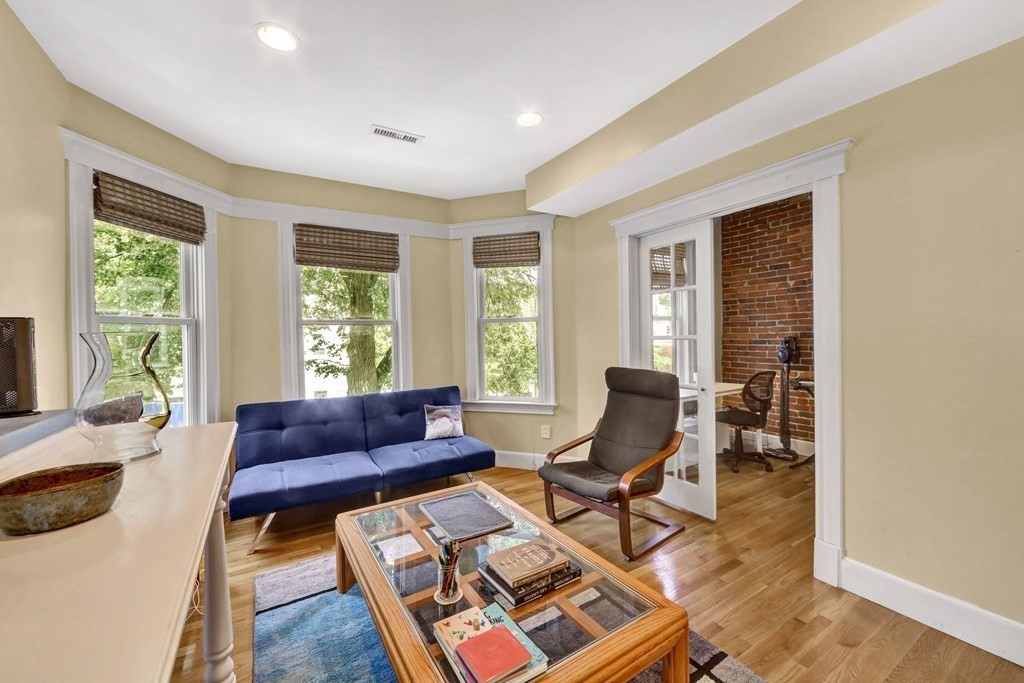 292 Western Ave # 1
