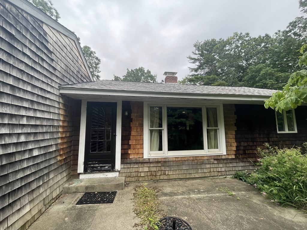 42 Beverly Rd