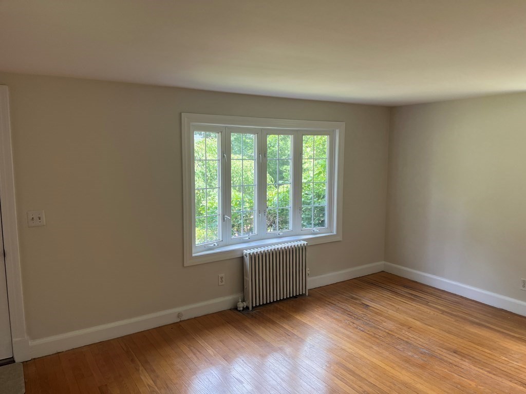 20 Hale Rd