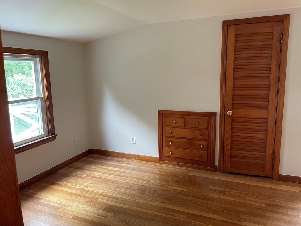 20 Hale Rd