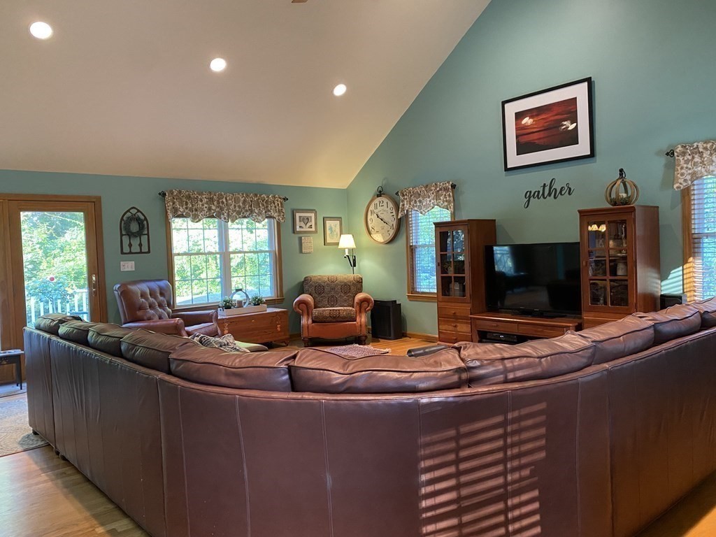 219 Irondequoit