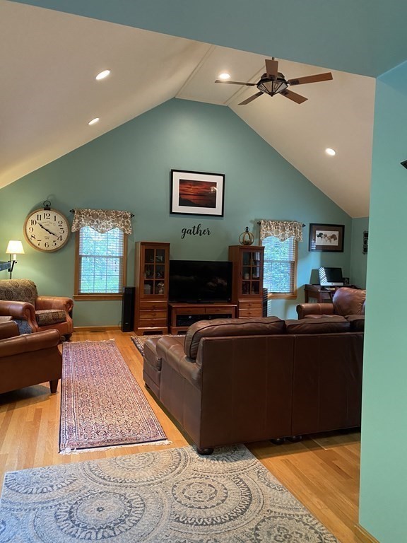 219 Irondequoit