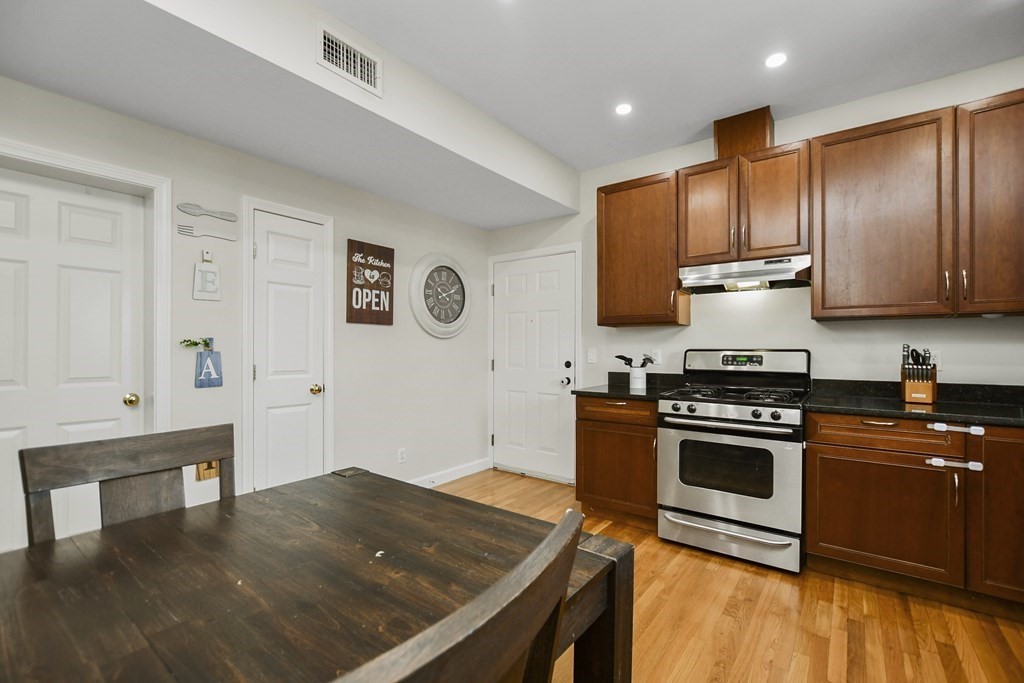 895 Hyde Park Avenue # 2