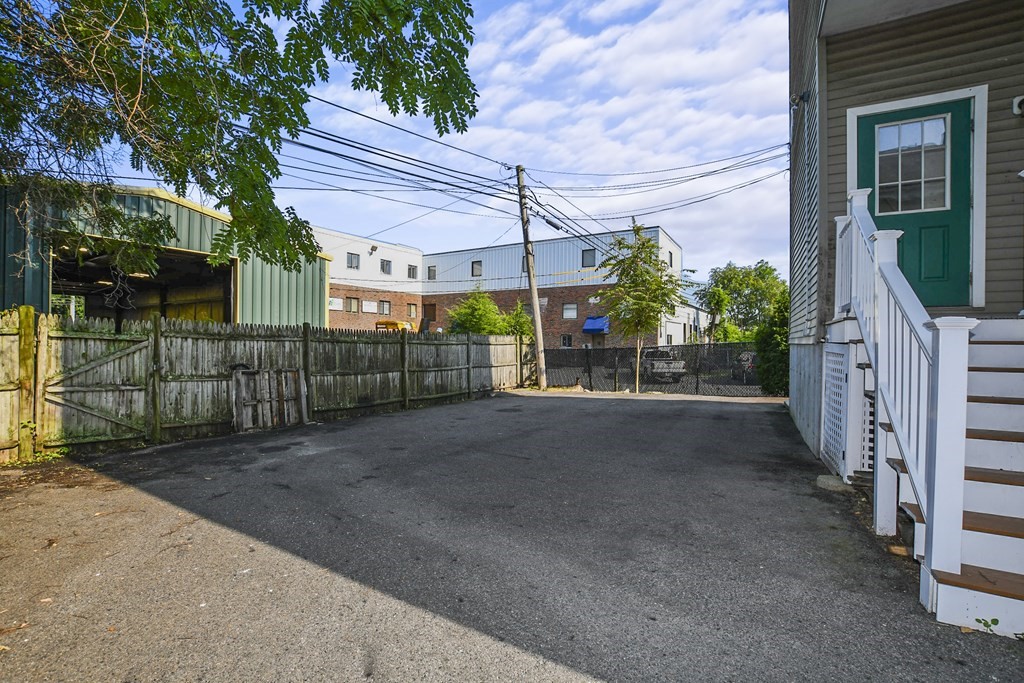895 Hyde Park Avenue # 2