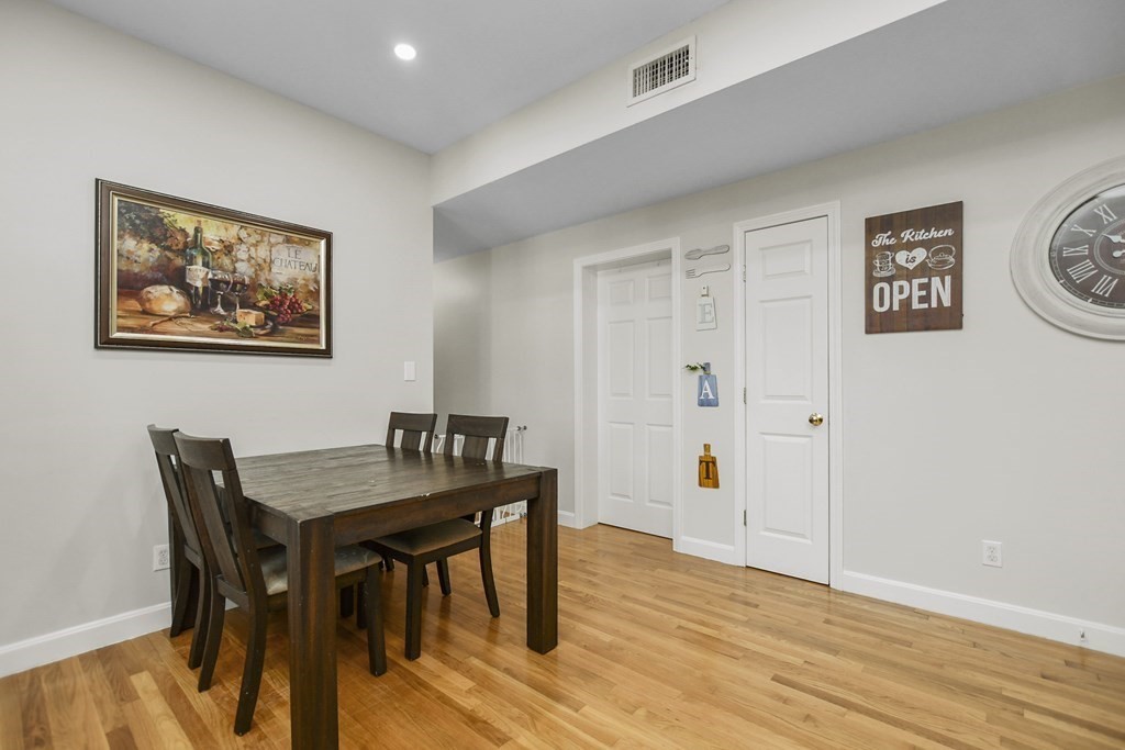 895 Hyde Park Avenue # 2